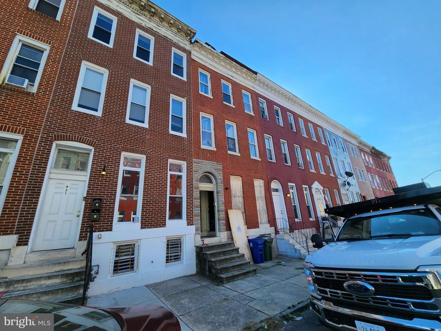 HOUSING AUTHORITY OF BALTIMORE CITY ONLINE AUCTION: Bidding begins 12/16/2025 @ 11:00 AM. Bidding ends 12/18/2025 @ 12:50 PM. List Price is Suggested Opening Bid. This 3-story townhouse is located in the Harlem Park neighborhood of Baltimore. The area is conveniently situated near several notable locations, including the West Baltimore MARC Station and Grace Medical Center. The nearest major traffic artery, US-40 (W Franklin St), provides easy access to the rest of the city.