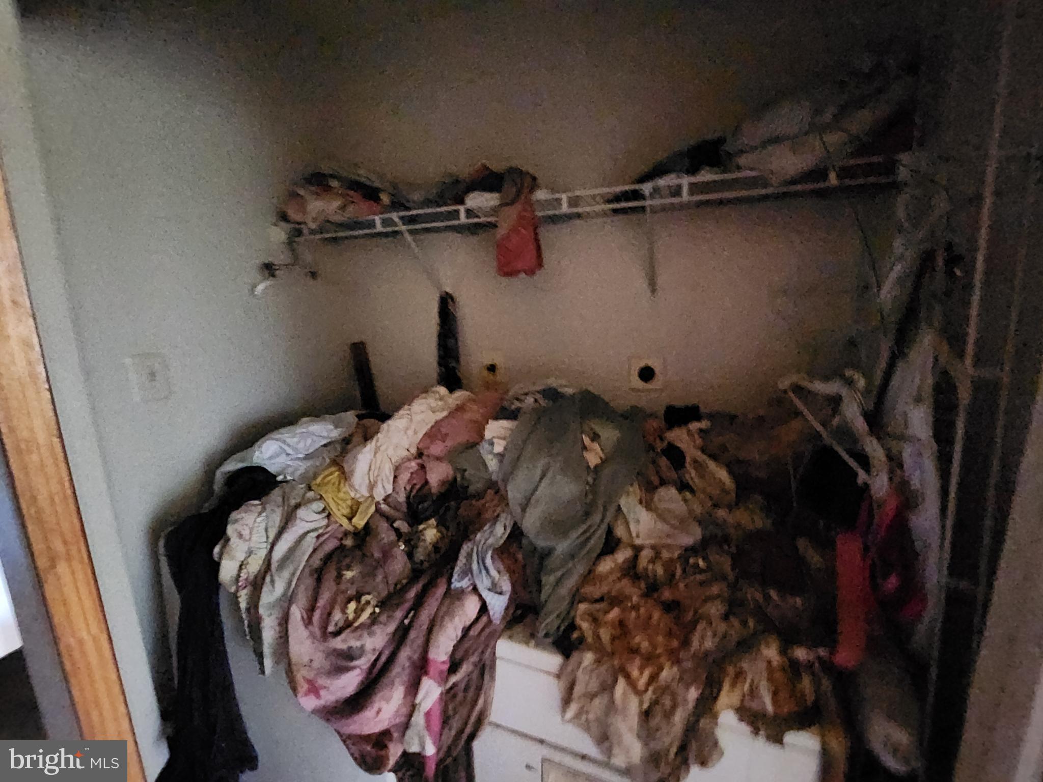 SANDTOWN-WINCHESTER - Residential