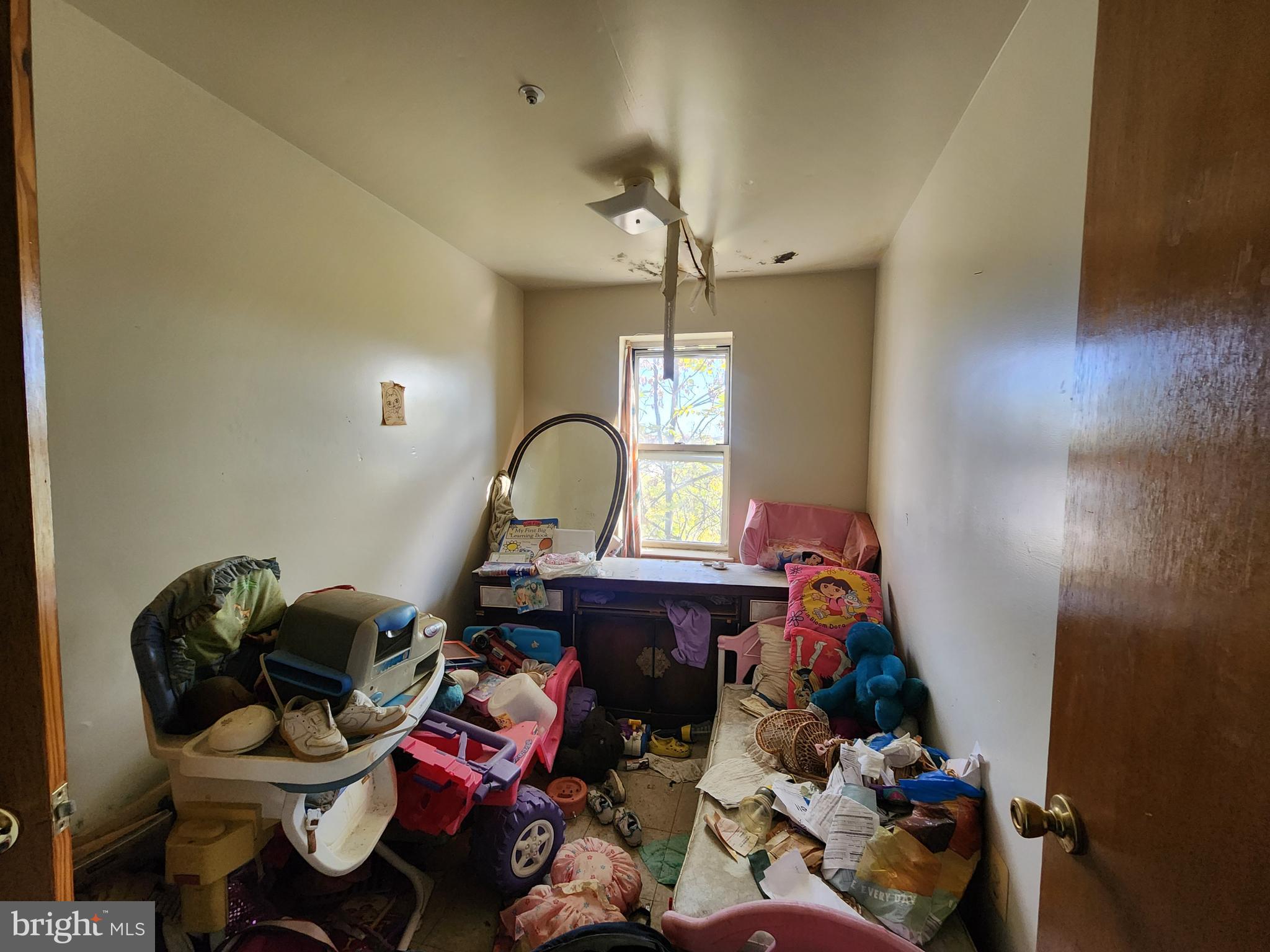 SANDTOWN-WINCHESTER - Residential