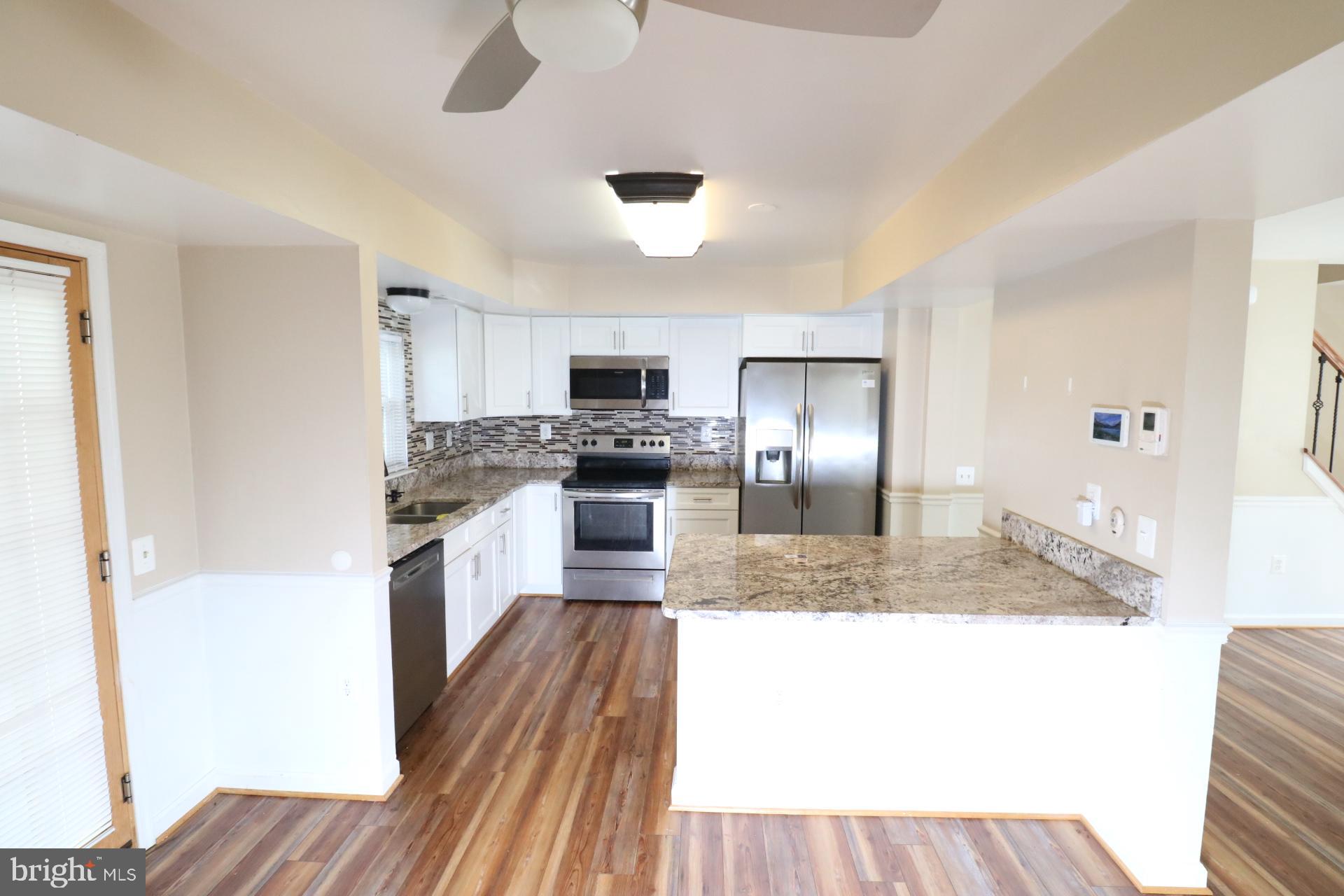 LAKE VILLAGE SQUARE - Residential