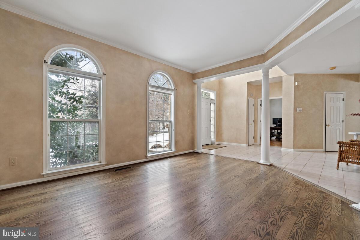 GABLE FIELD - Residential