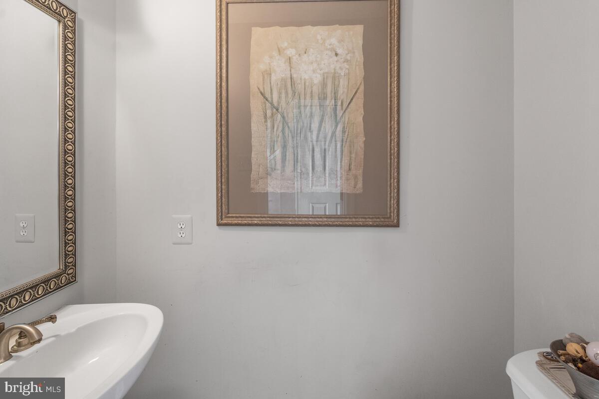 GABLE FIELD - Residential