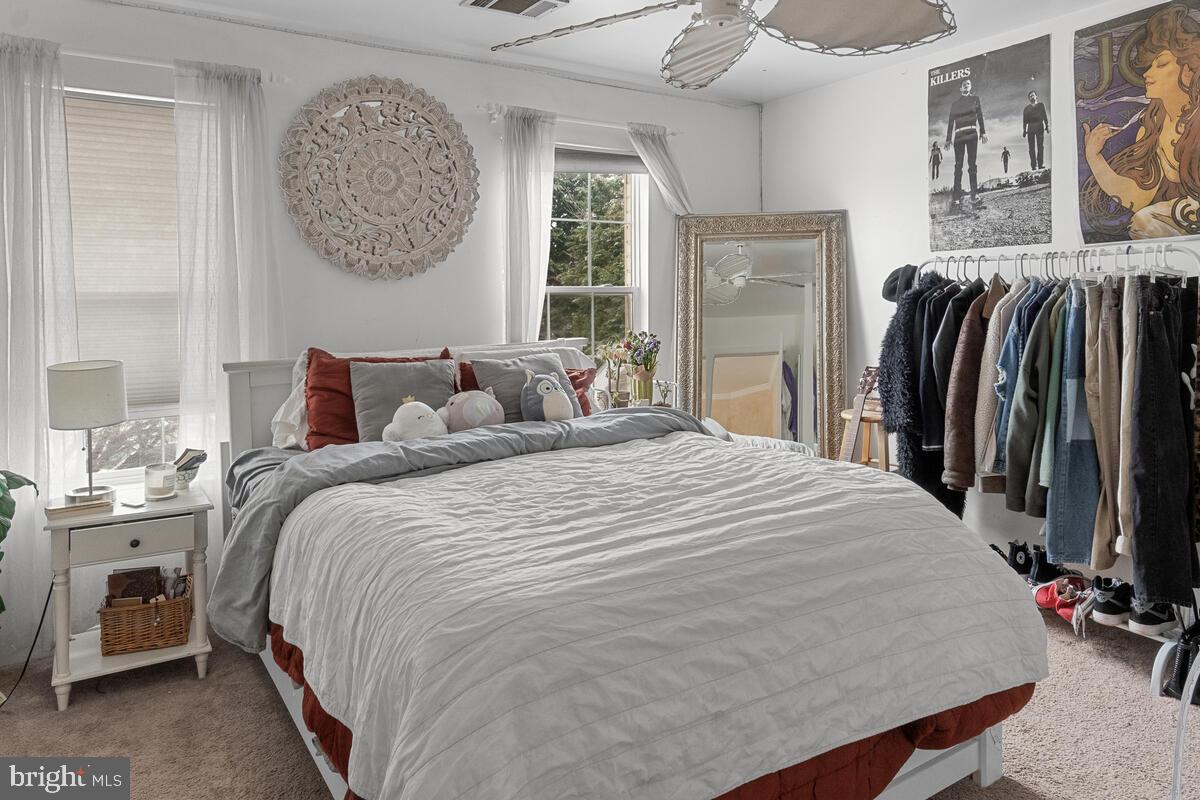 GABLE FIELD - Residential