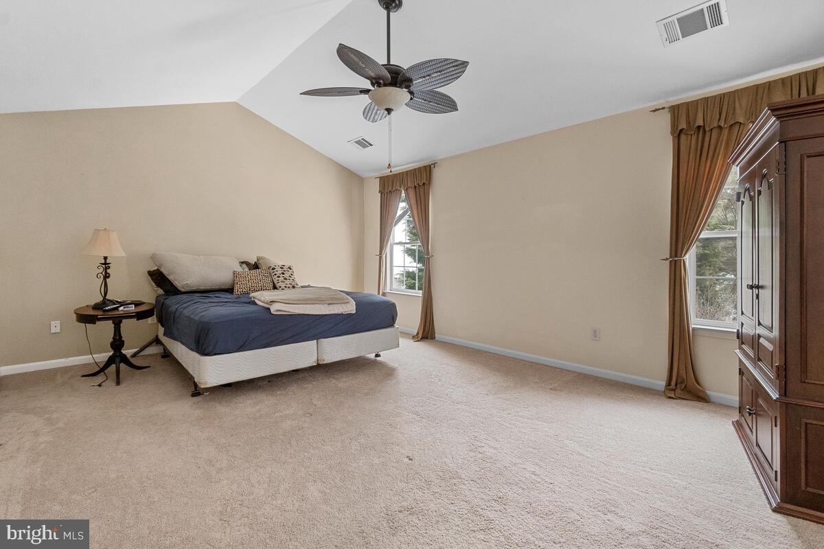 GABLE FIELD - Residential