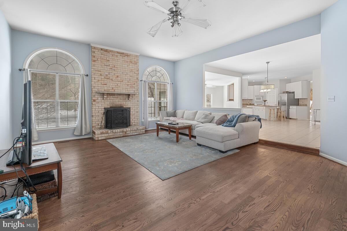 GABLE FIELD - Residential