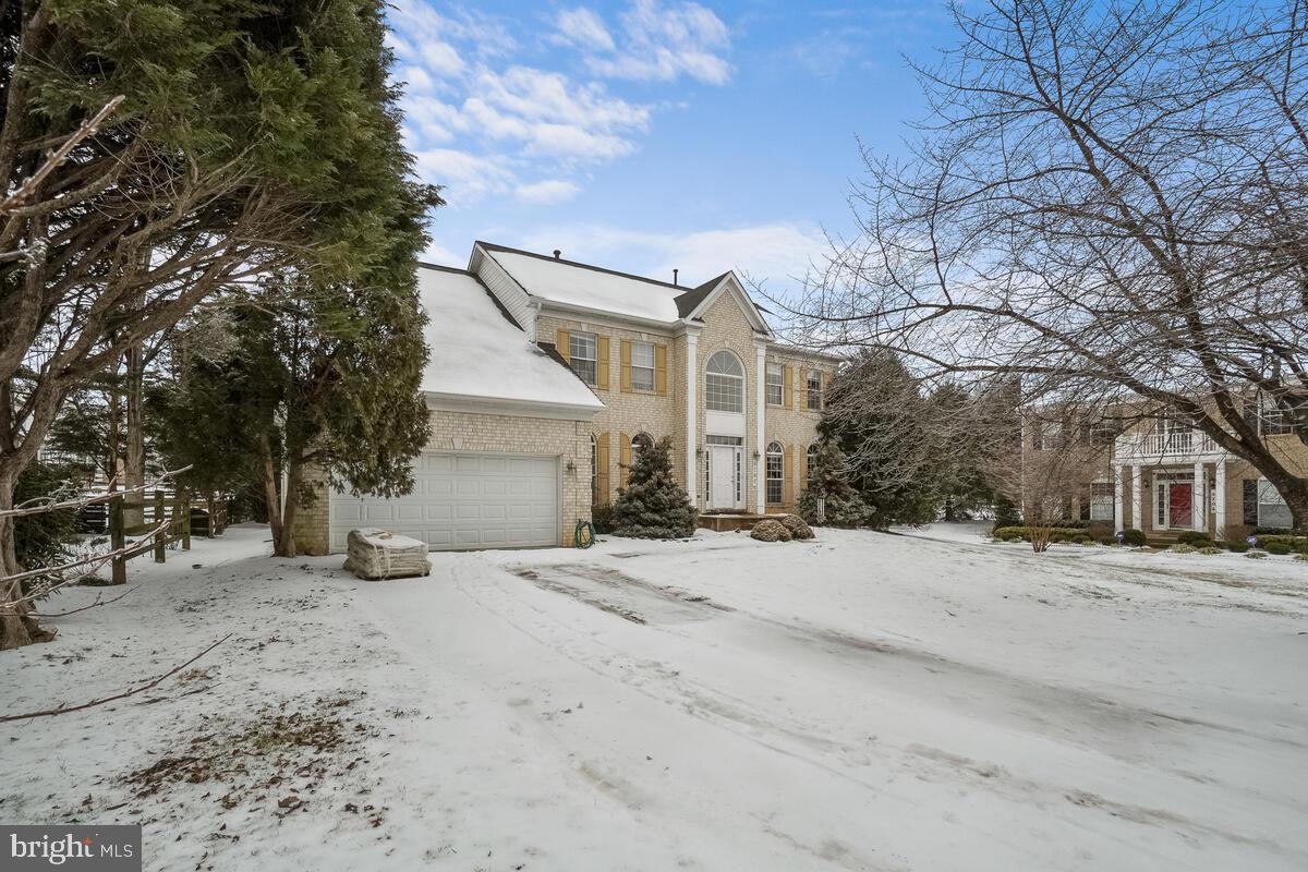 GABLE FIELD - Residential