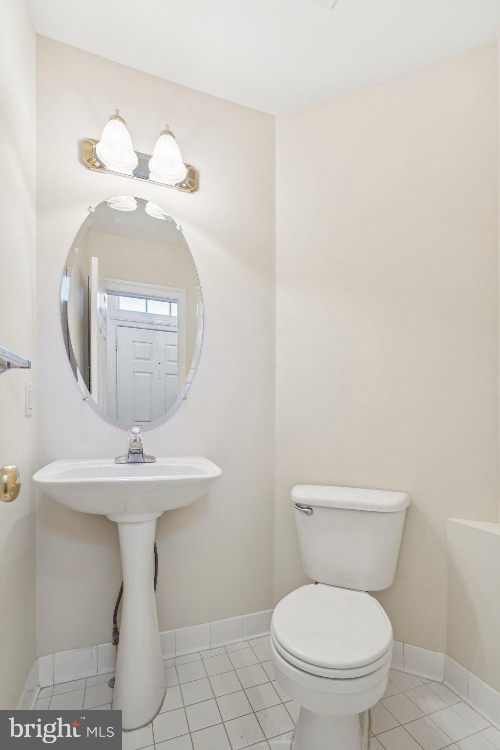 EDWARDS LANDING - Residential Lease