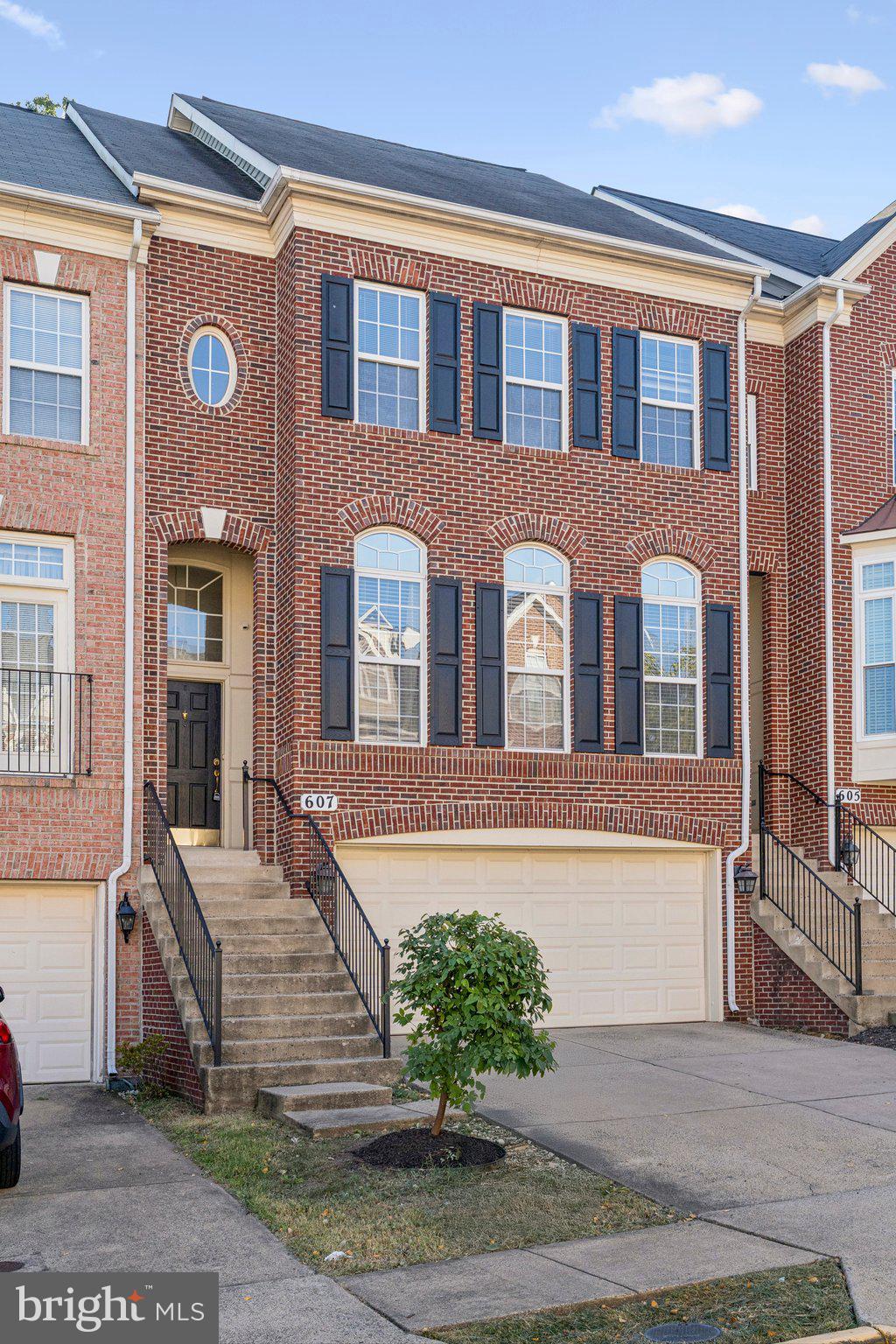 EDWARDS LANDING - Residential Lease