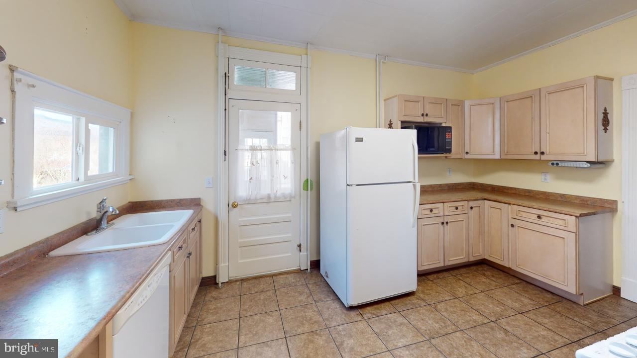 WEST END KEYSER - Residential