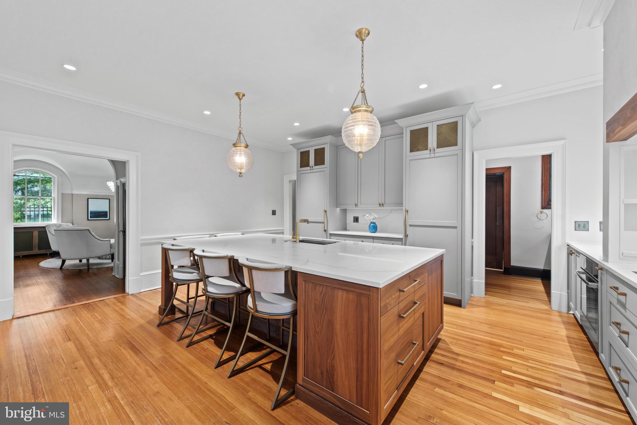 504 OVERHILL ROAD