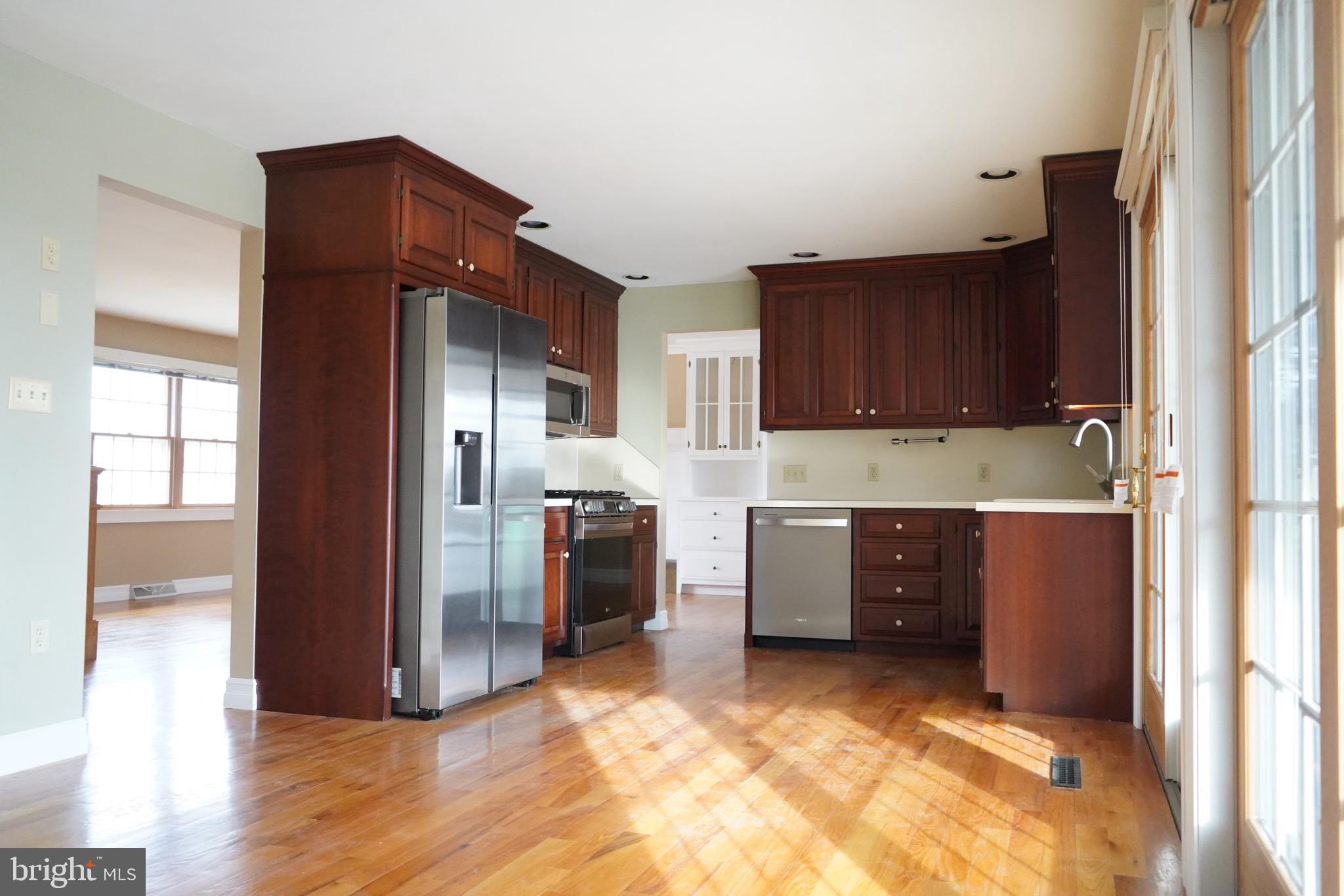 INDIAN CREEK - Residential