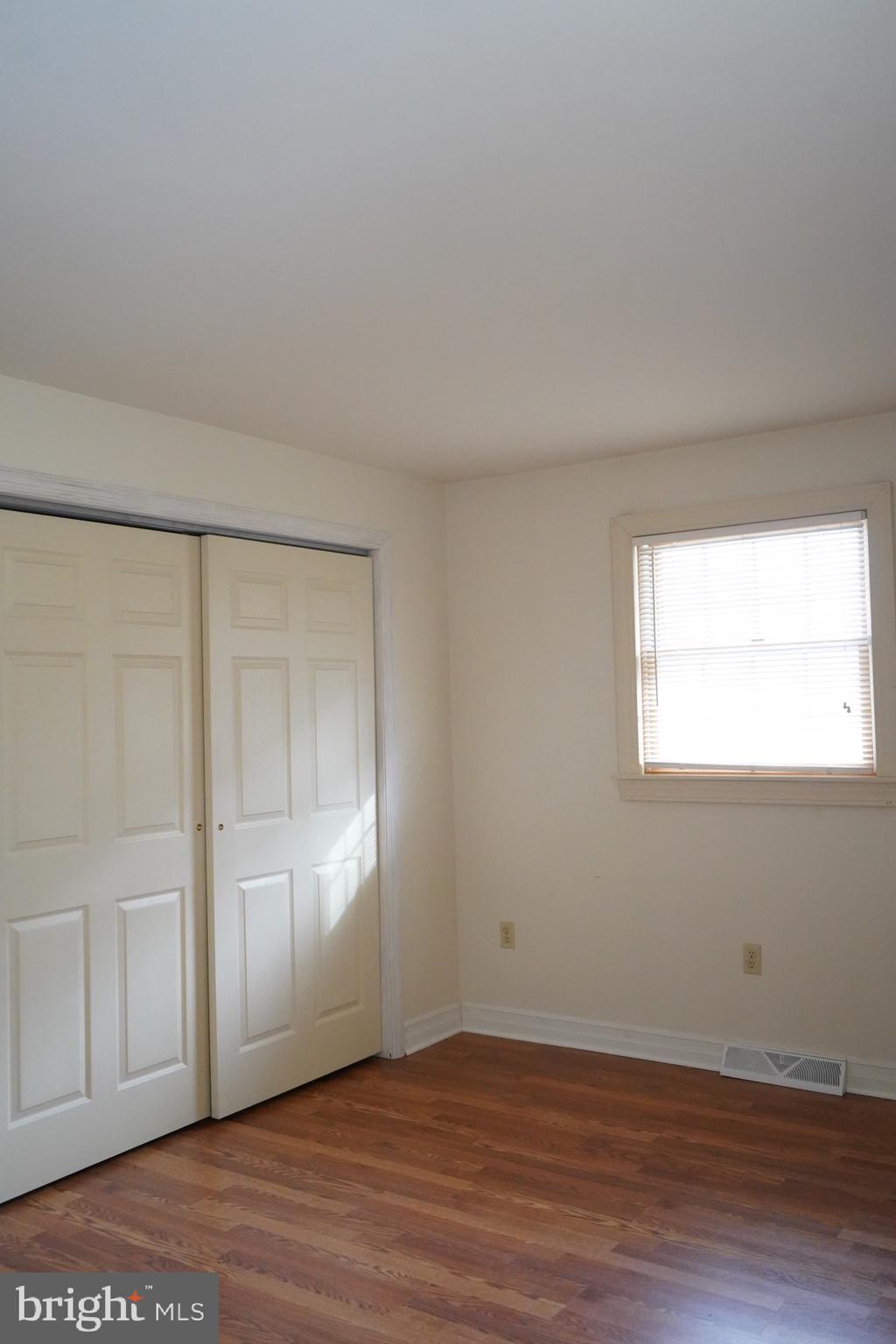 INDIAN CREEK - Residential