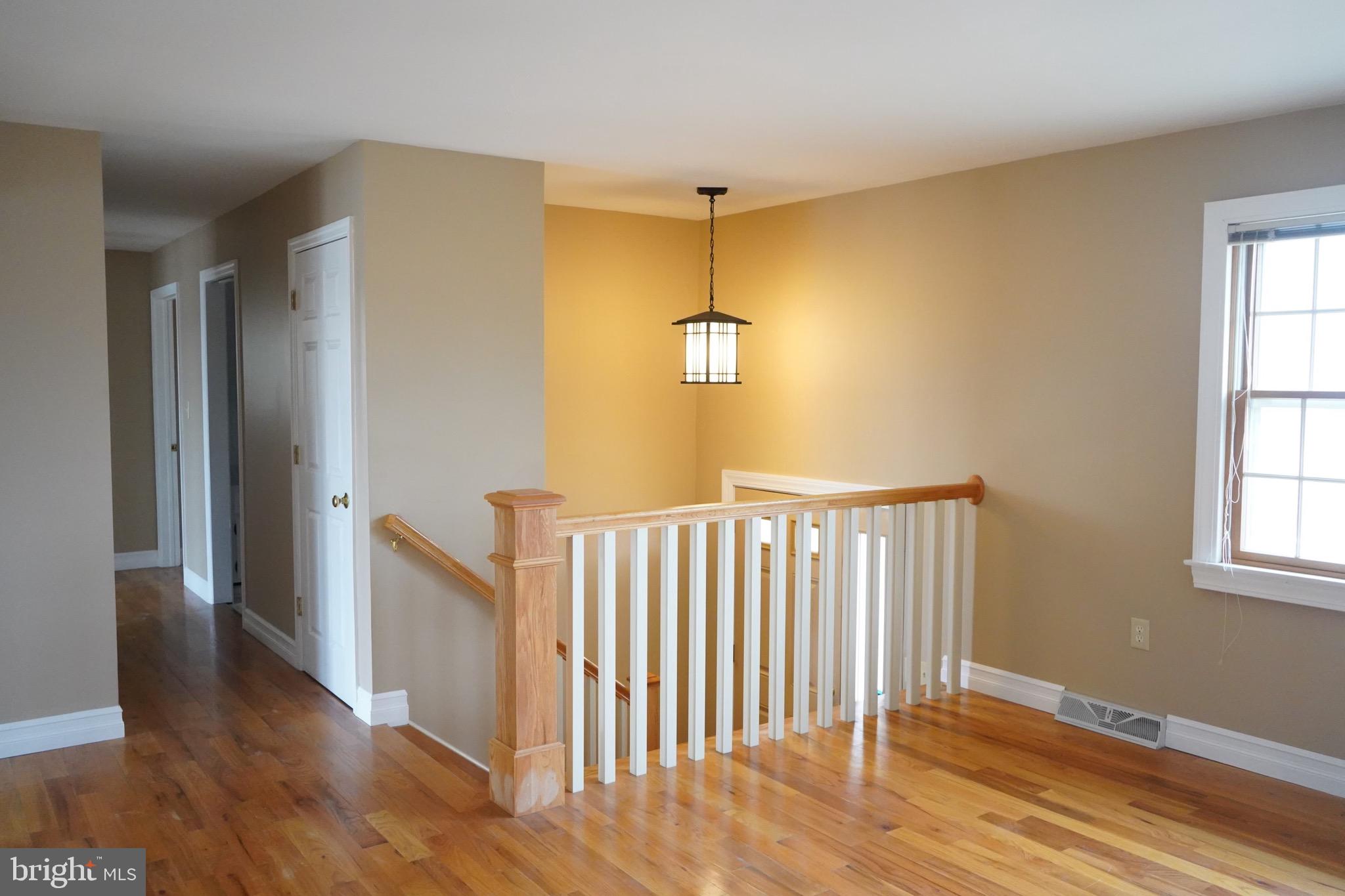 INDIAN CREEK - Residential