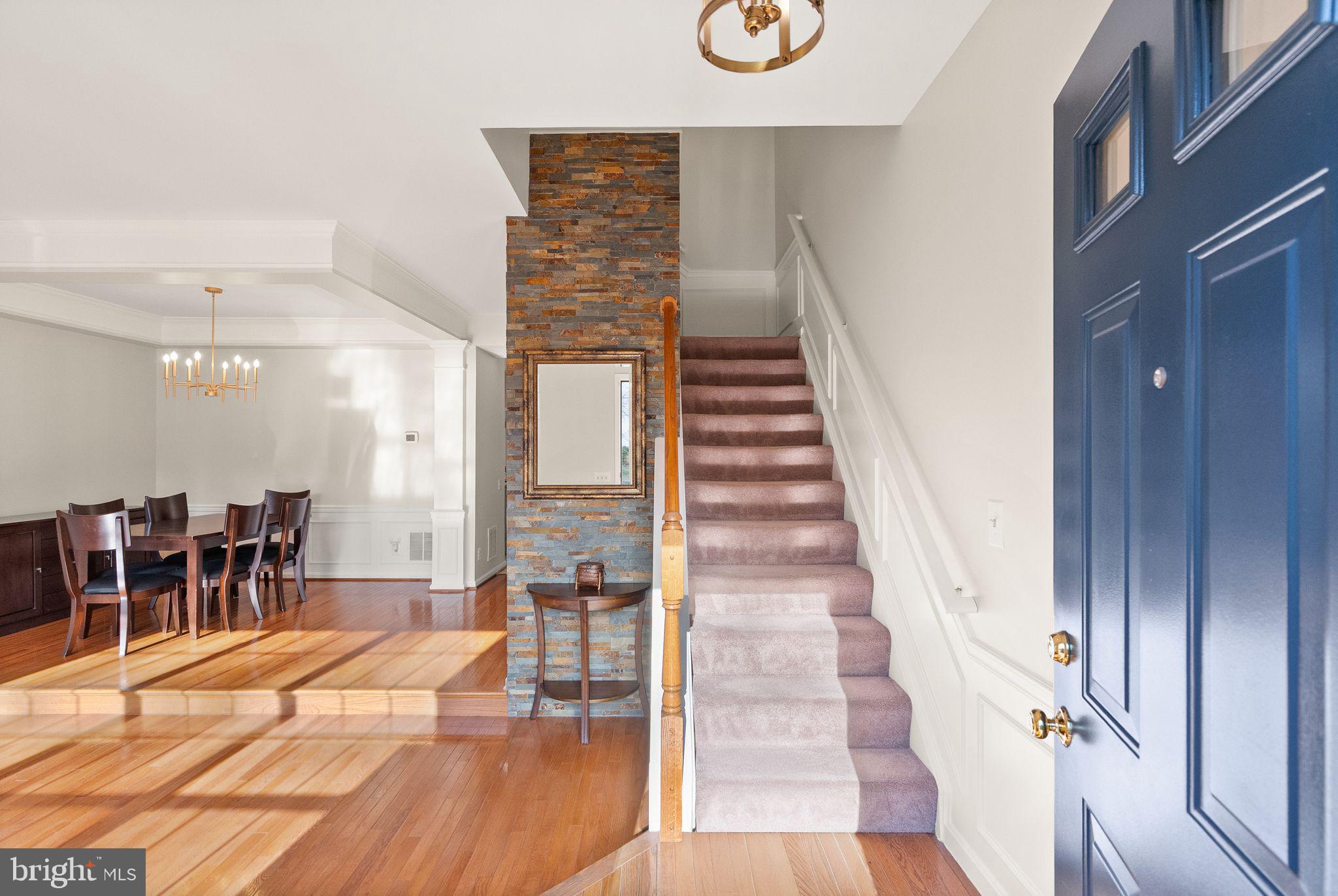 47602 SANDBANK SQUARE