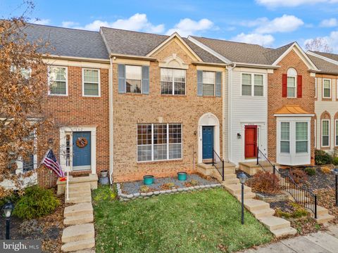 47602 SANDBANK SQUARE STERLING VA 20165