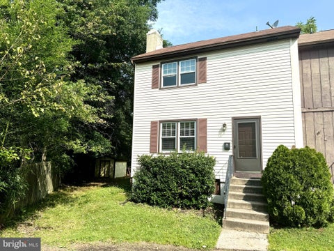 Townhouse For Rent - 129A New Albany Road<br/> MOORESTOWN, NJ 08057