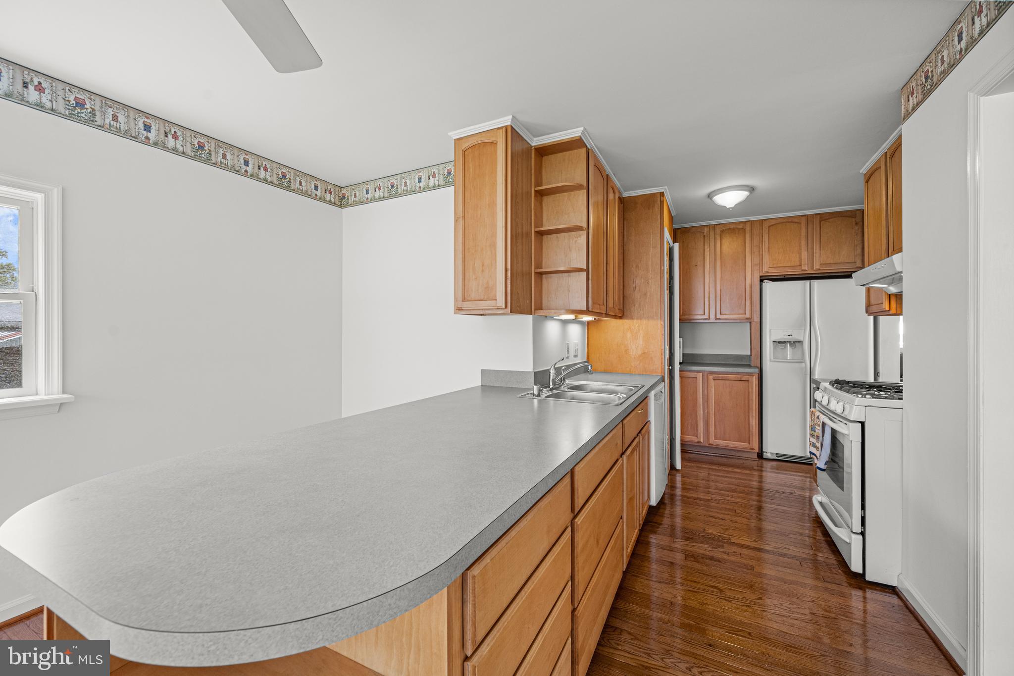 WHEATON WOODS - Residential