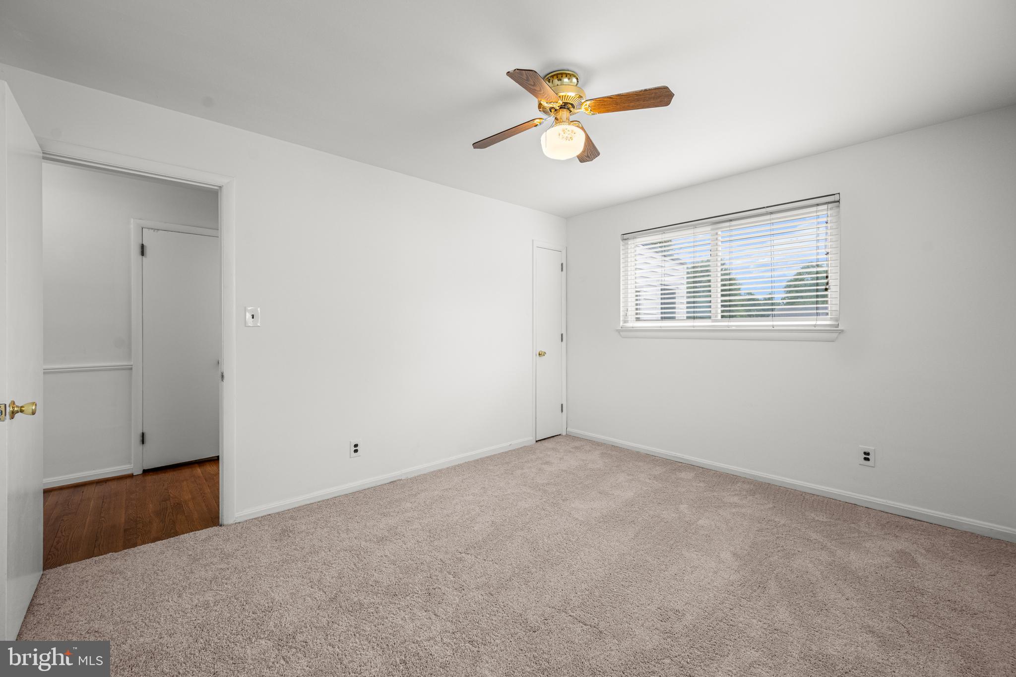 WHEATON WOODS - Residential