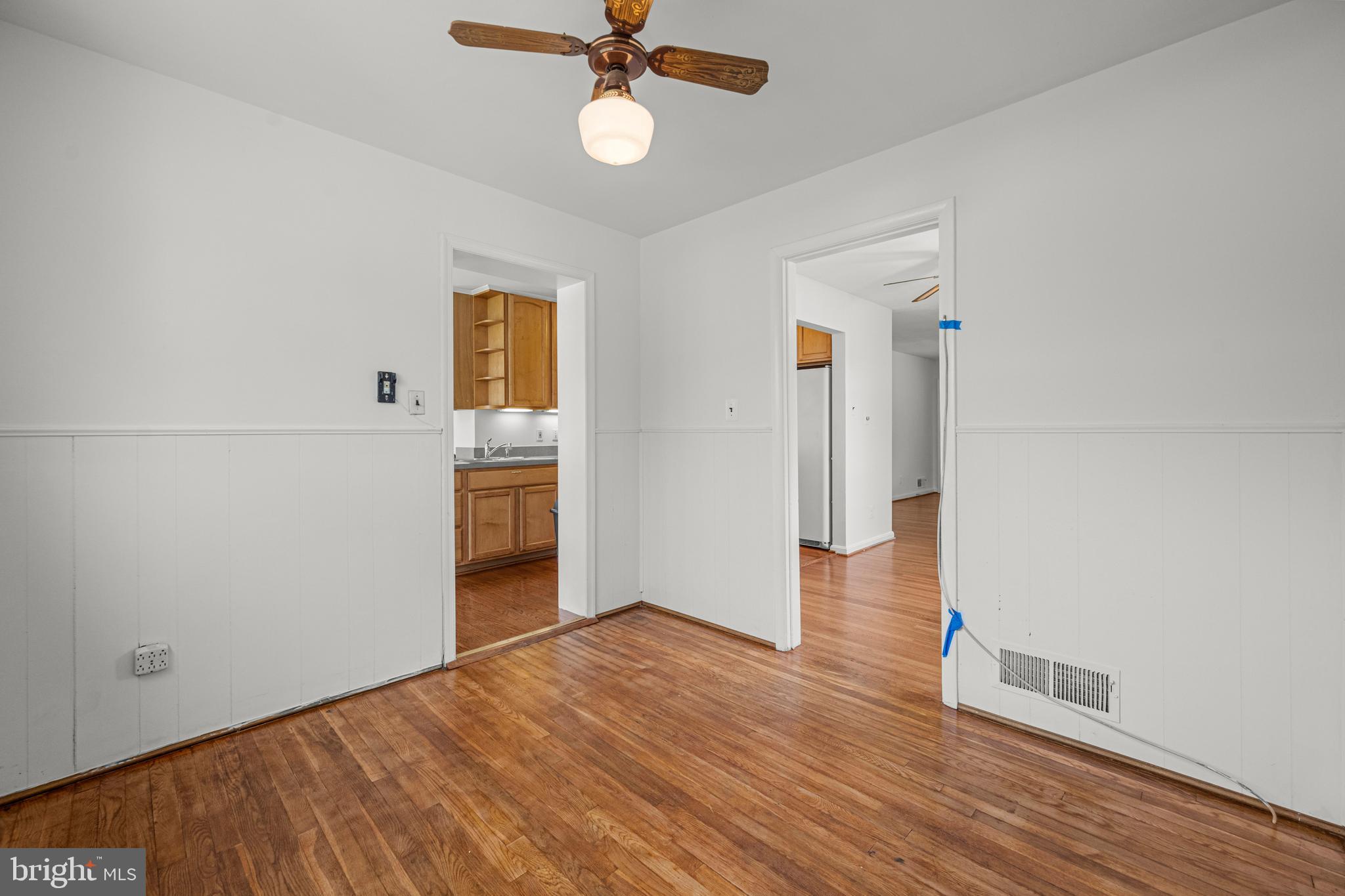 WHEATON WOODS - Residential