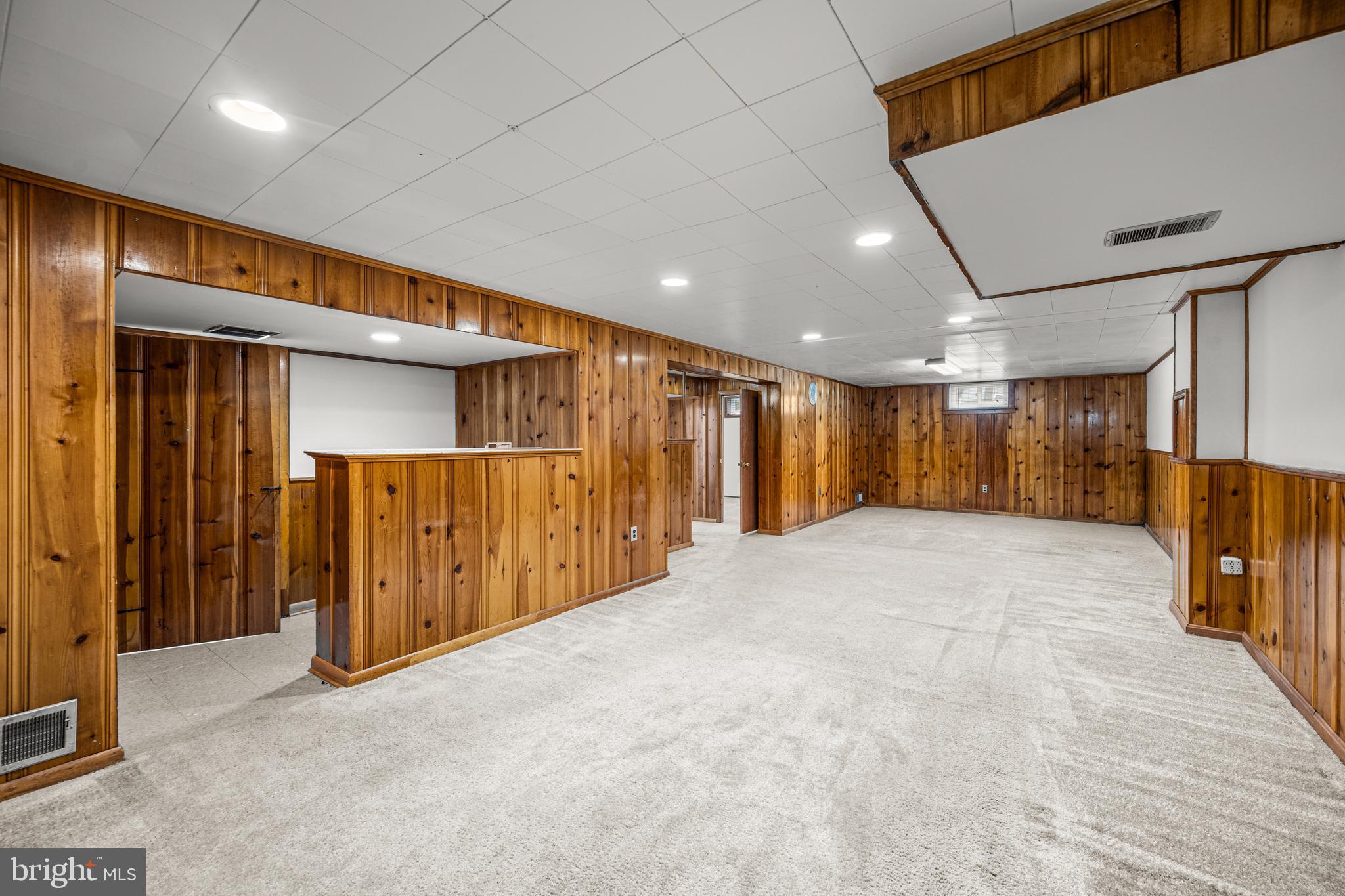 WHEATON WOODS - Residential