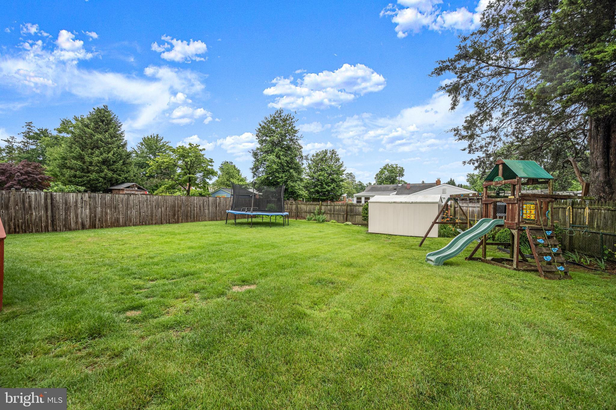 WHEATON WOODS - Residential