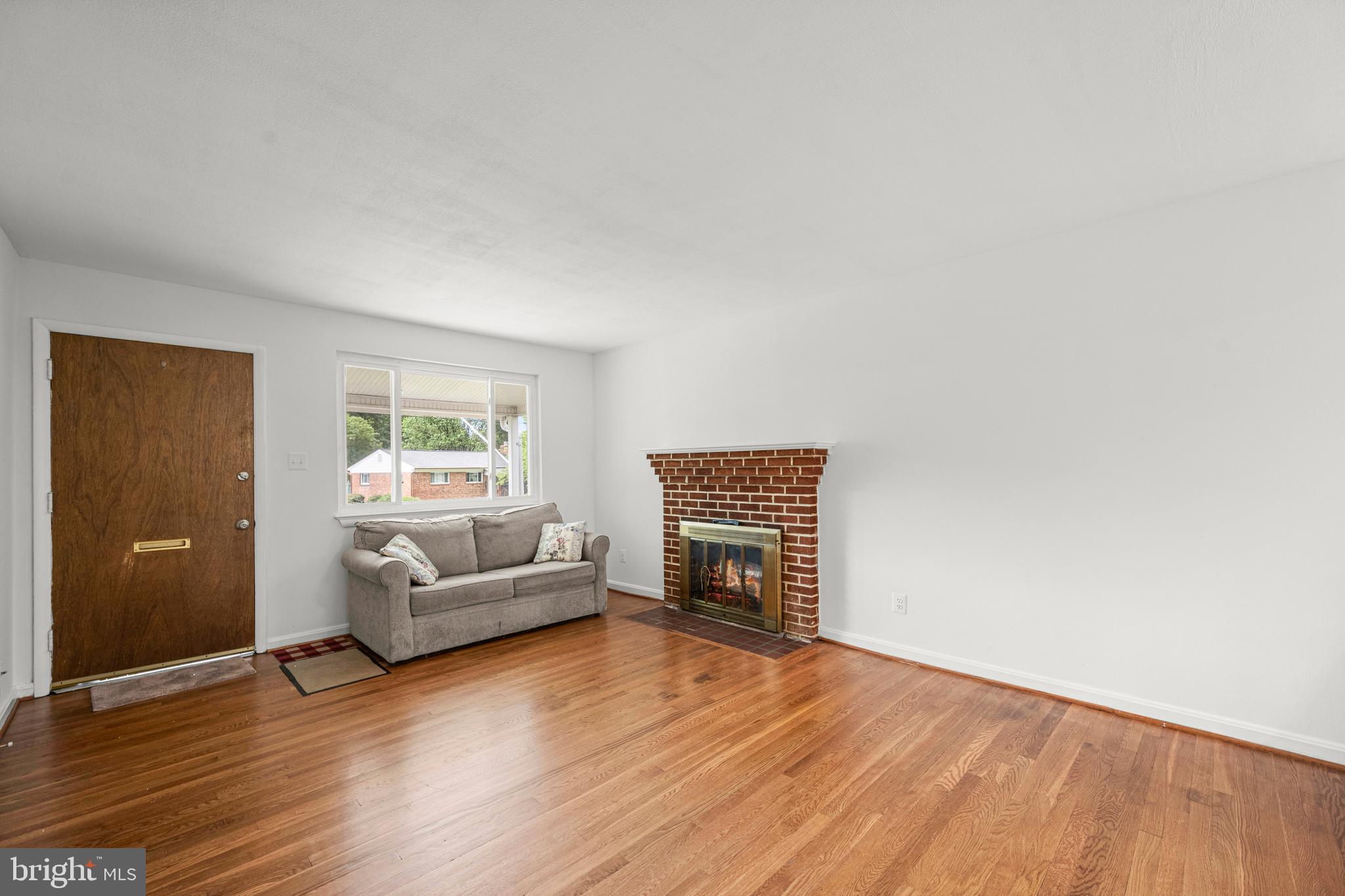 WHEATON WOODS - Residential