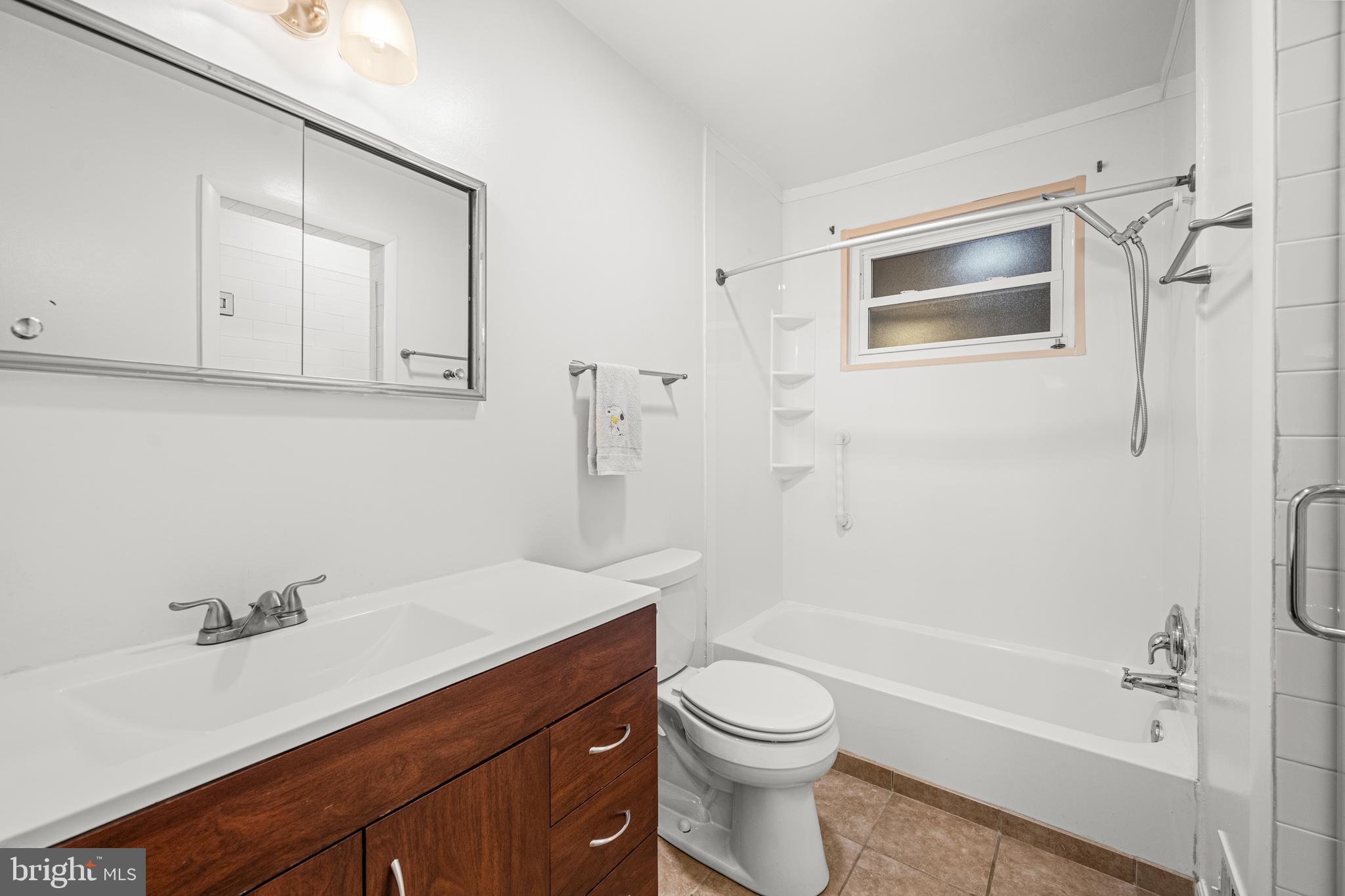 WHEATON WOODS - Residential