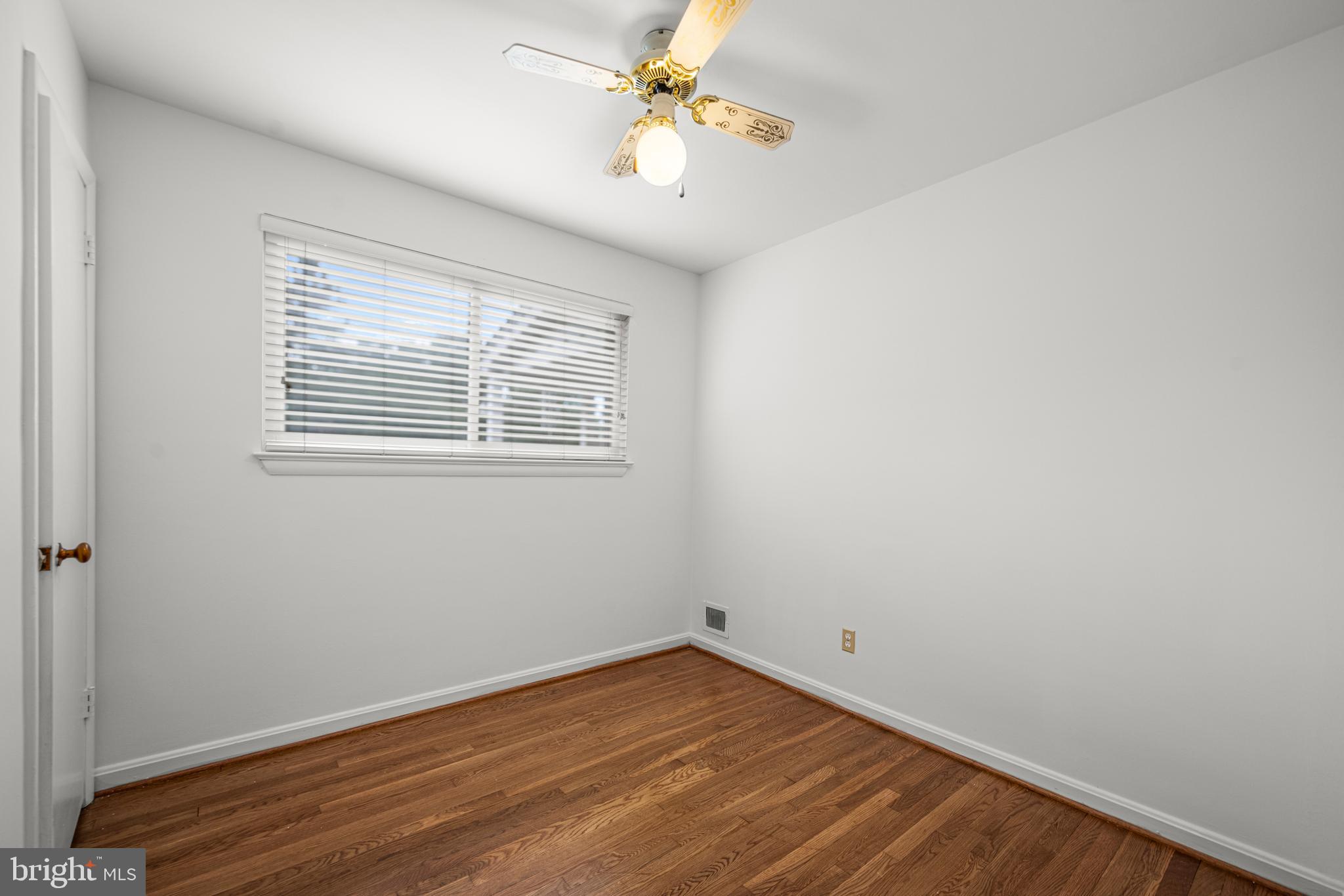 WHEATON WOODS - Residential