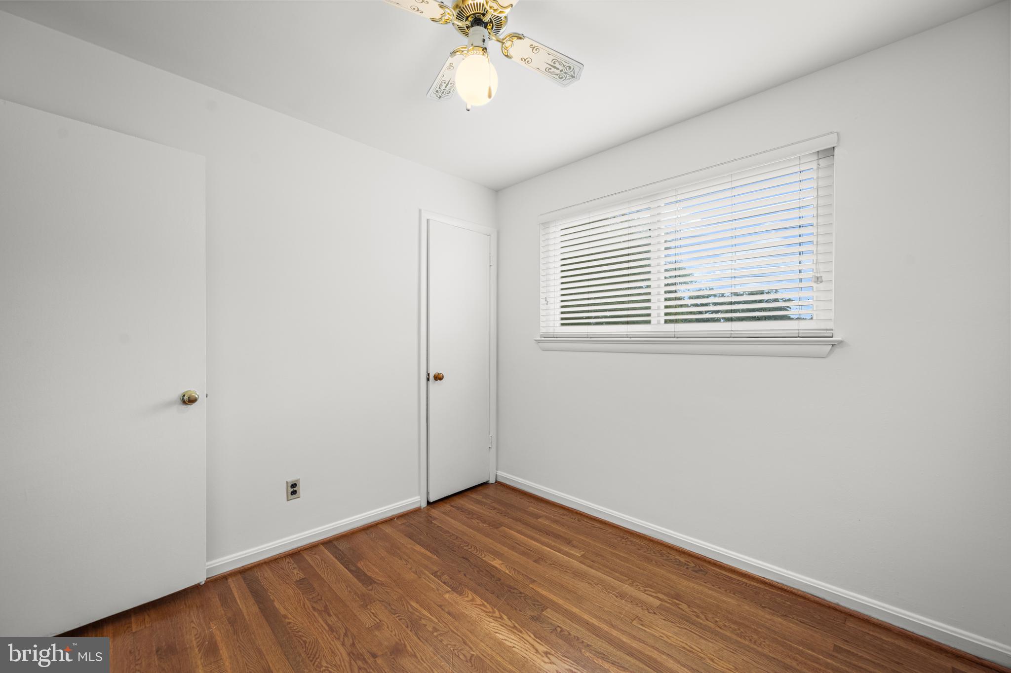 WHEATON WOODS - Residential