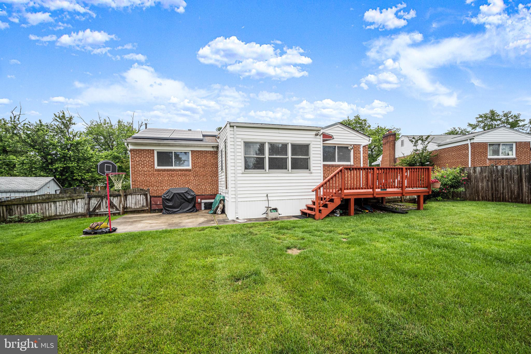 WHEATON WOODS - Residential