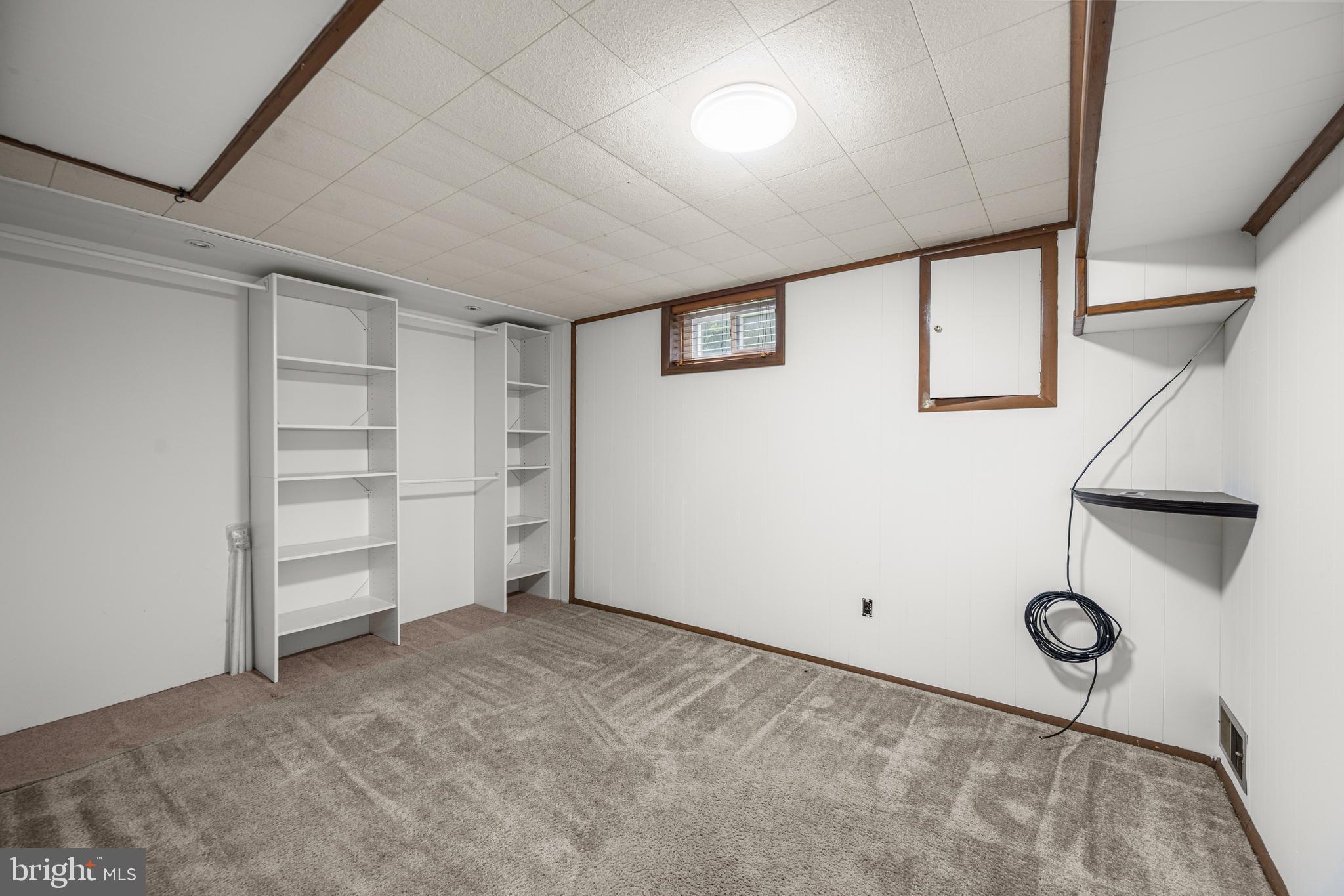 WHEATON WOODS - Residential