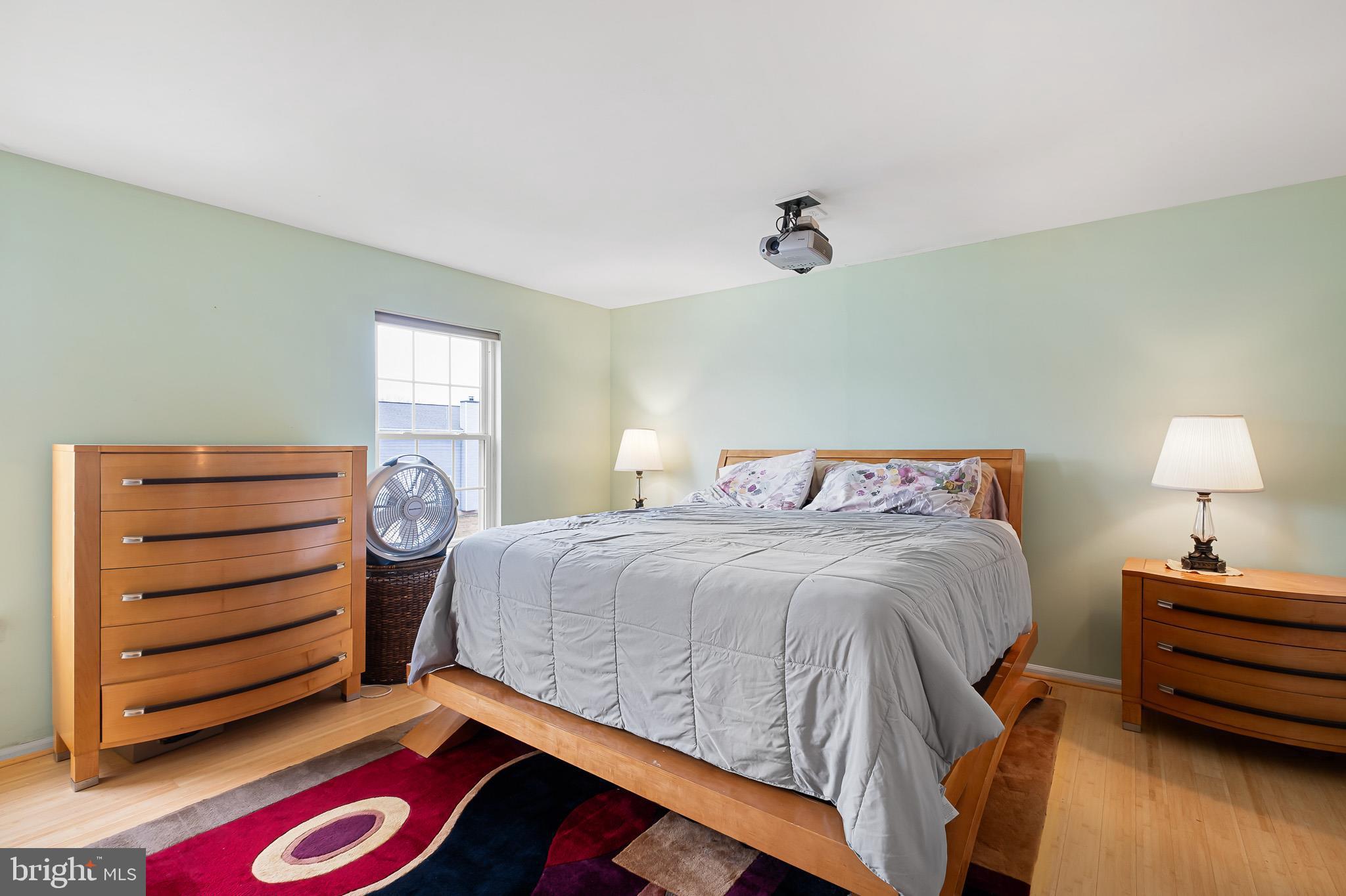 ENGLISH CREEK - Residential