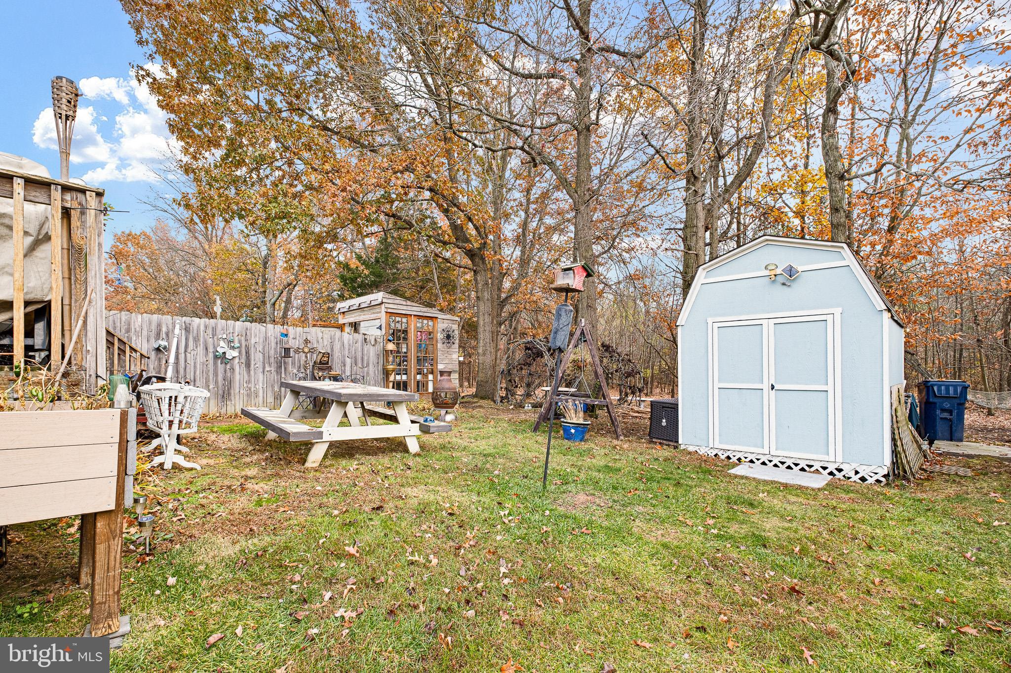 ENGLISH CREEK - Residential