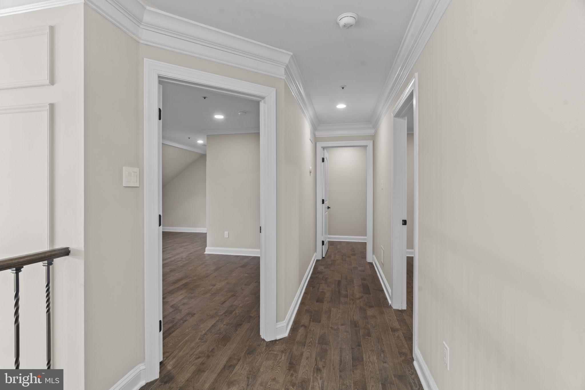 REBEL HILL - Residential