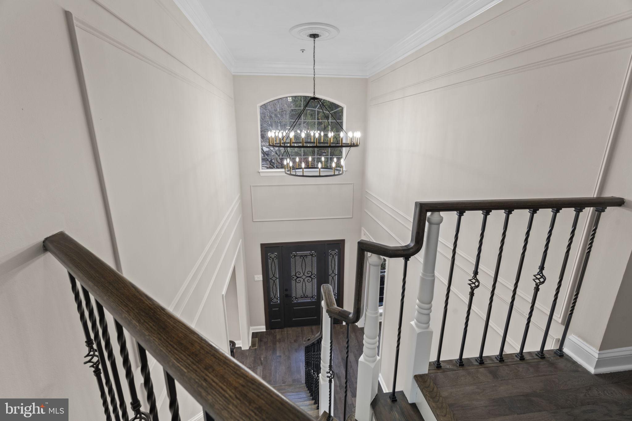 REBEL HILL - Residential