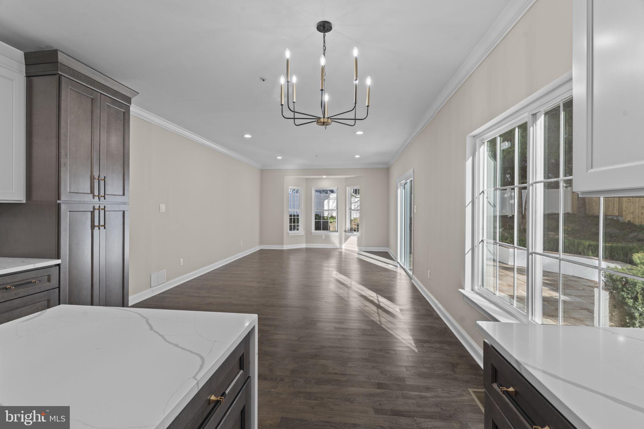 REBEL HILL - Residential