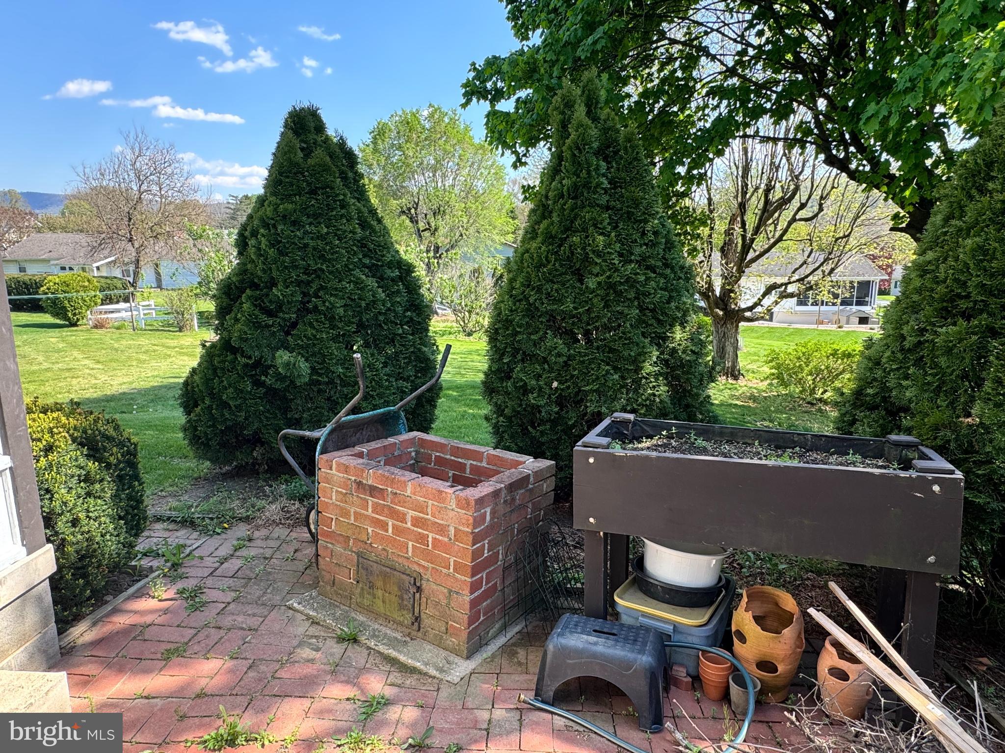 PLEASANT ACRES - Residential