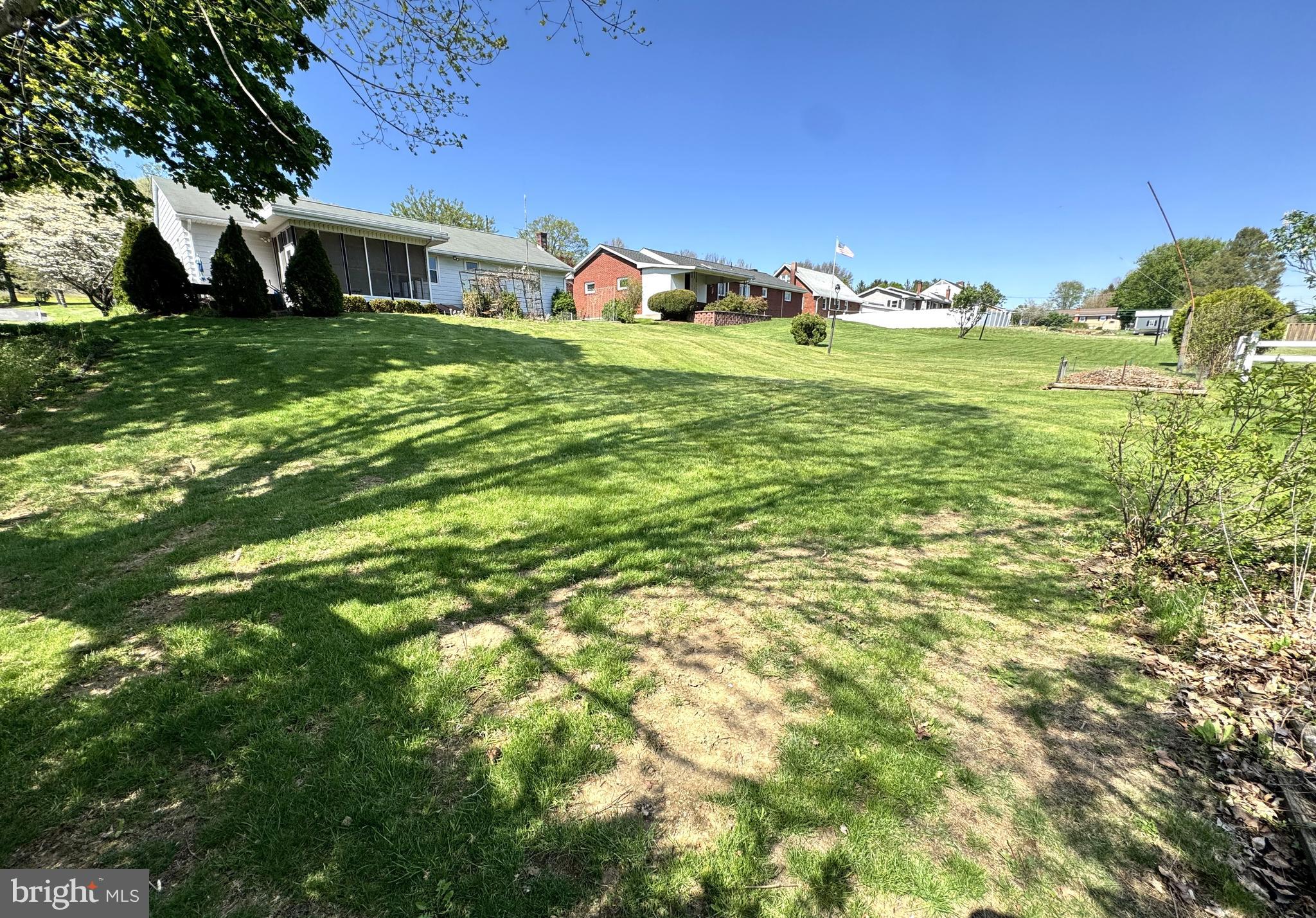 PLEASANT ACRES - Residential