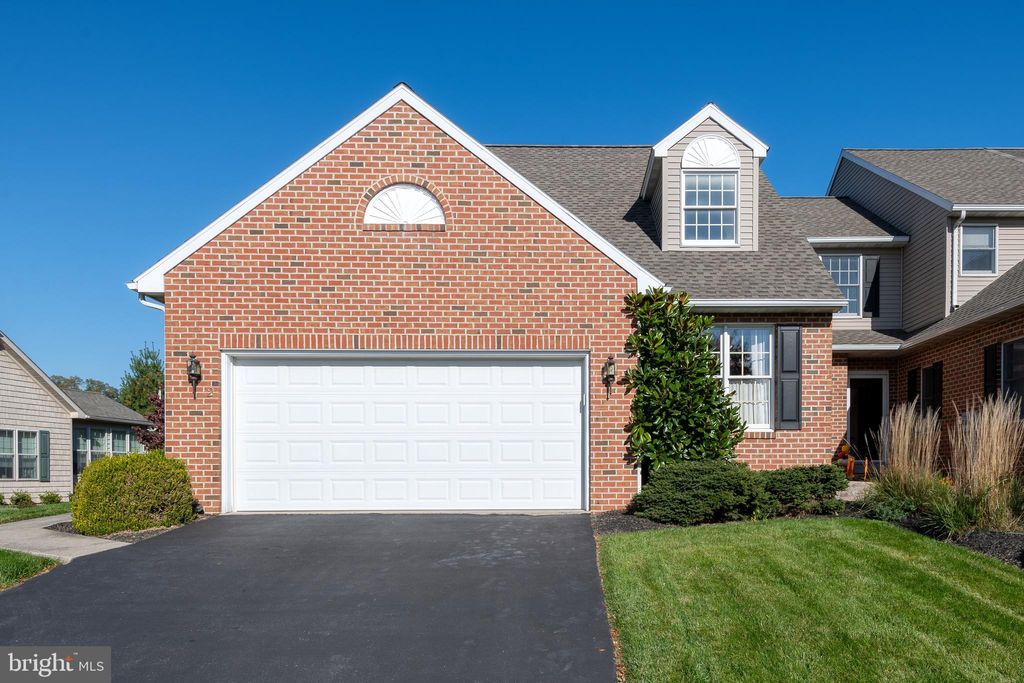 Photo of 2 Spring Hill Lane, Mountville, PA 17554 (MLS # PALA2042830)