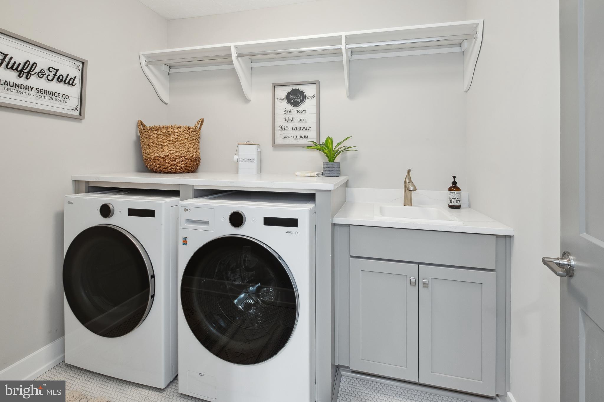 OAKWOOD - Residential