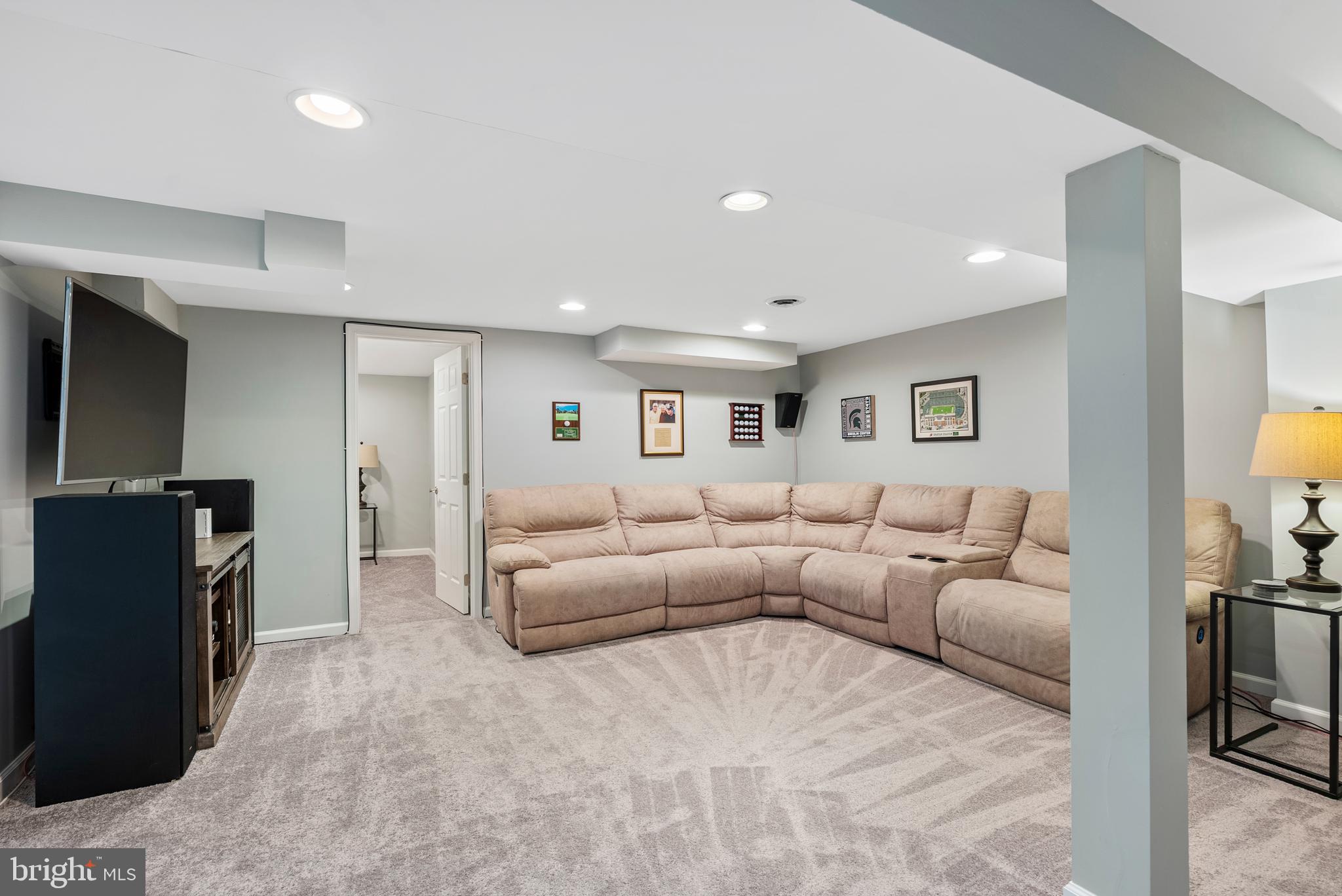 SUMMER HILL - Residential