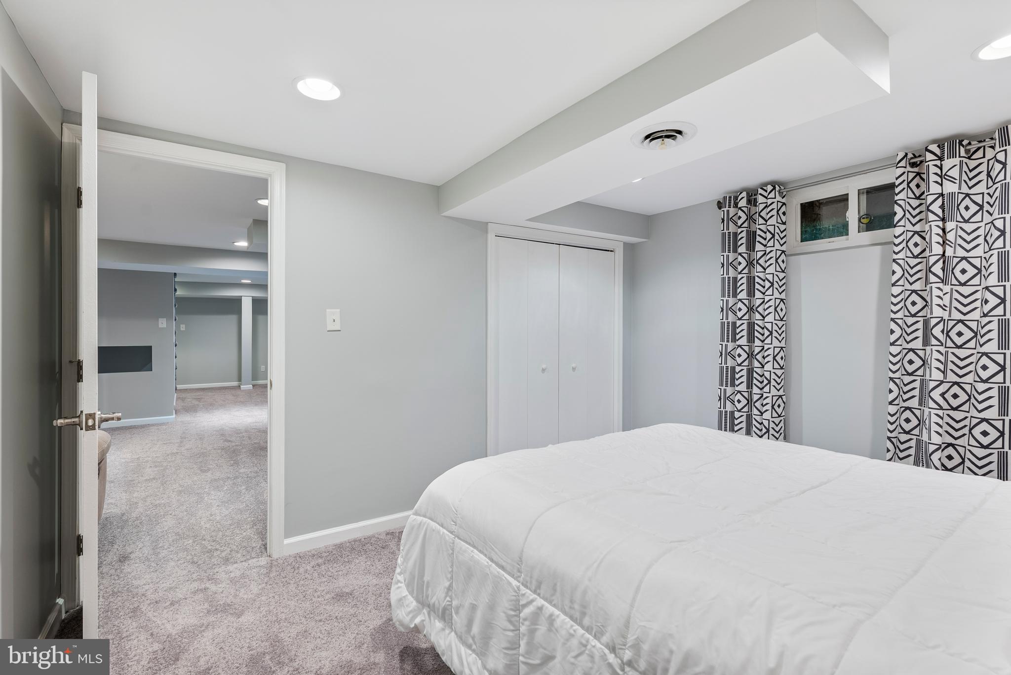 SUMMER HILL - Residential