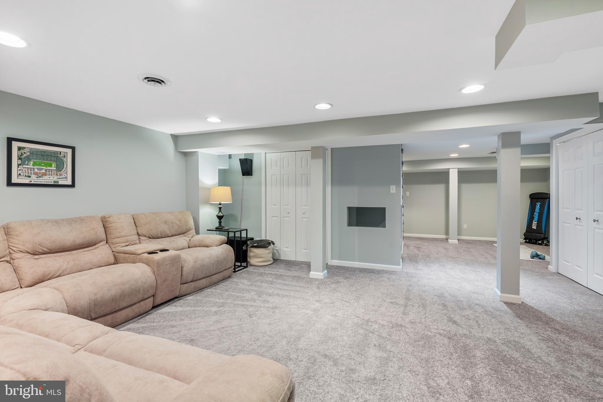 SUMMER HILL - Residential