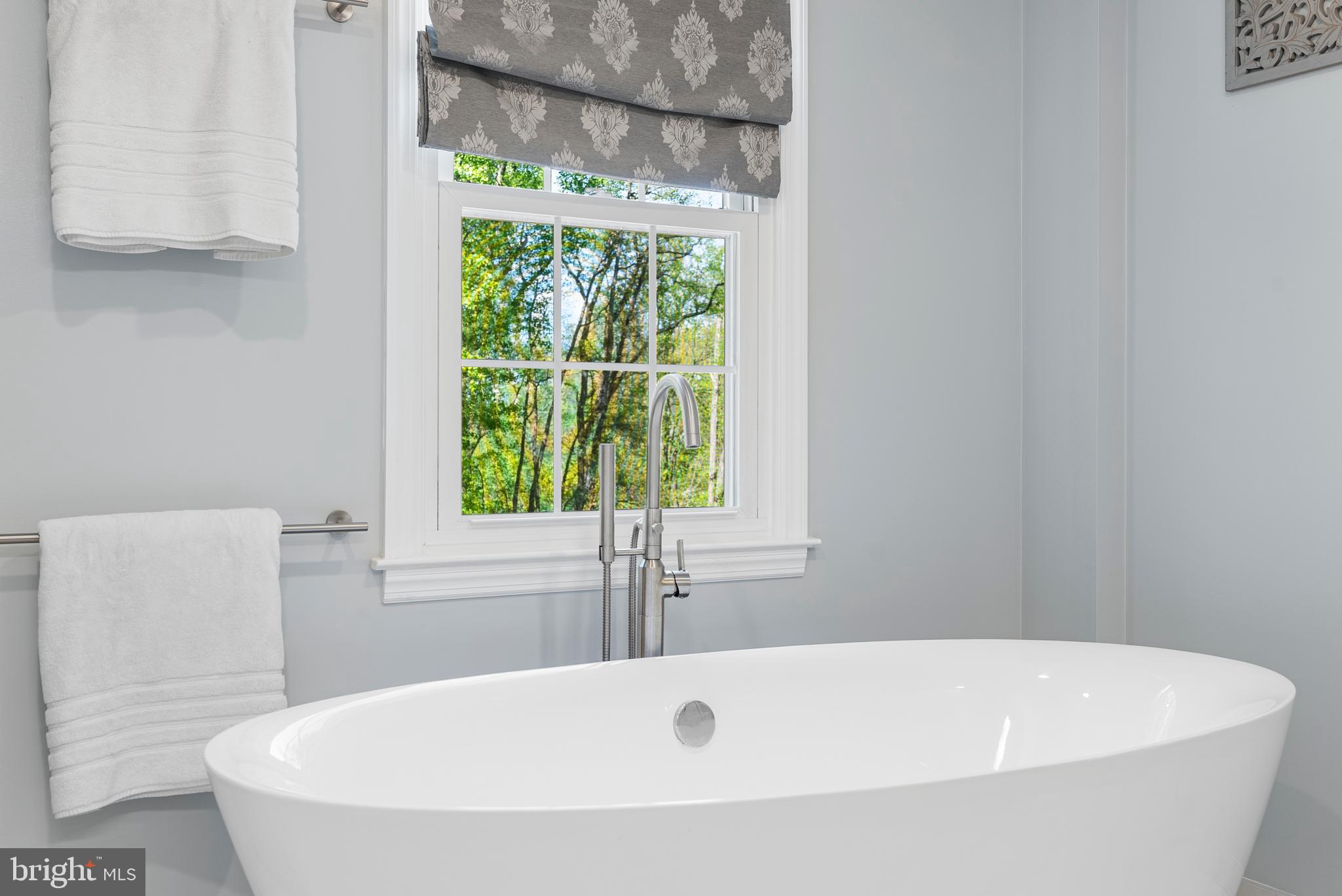 SUMMER HILL - Residential