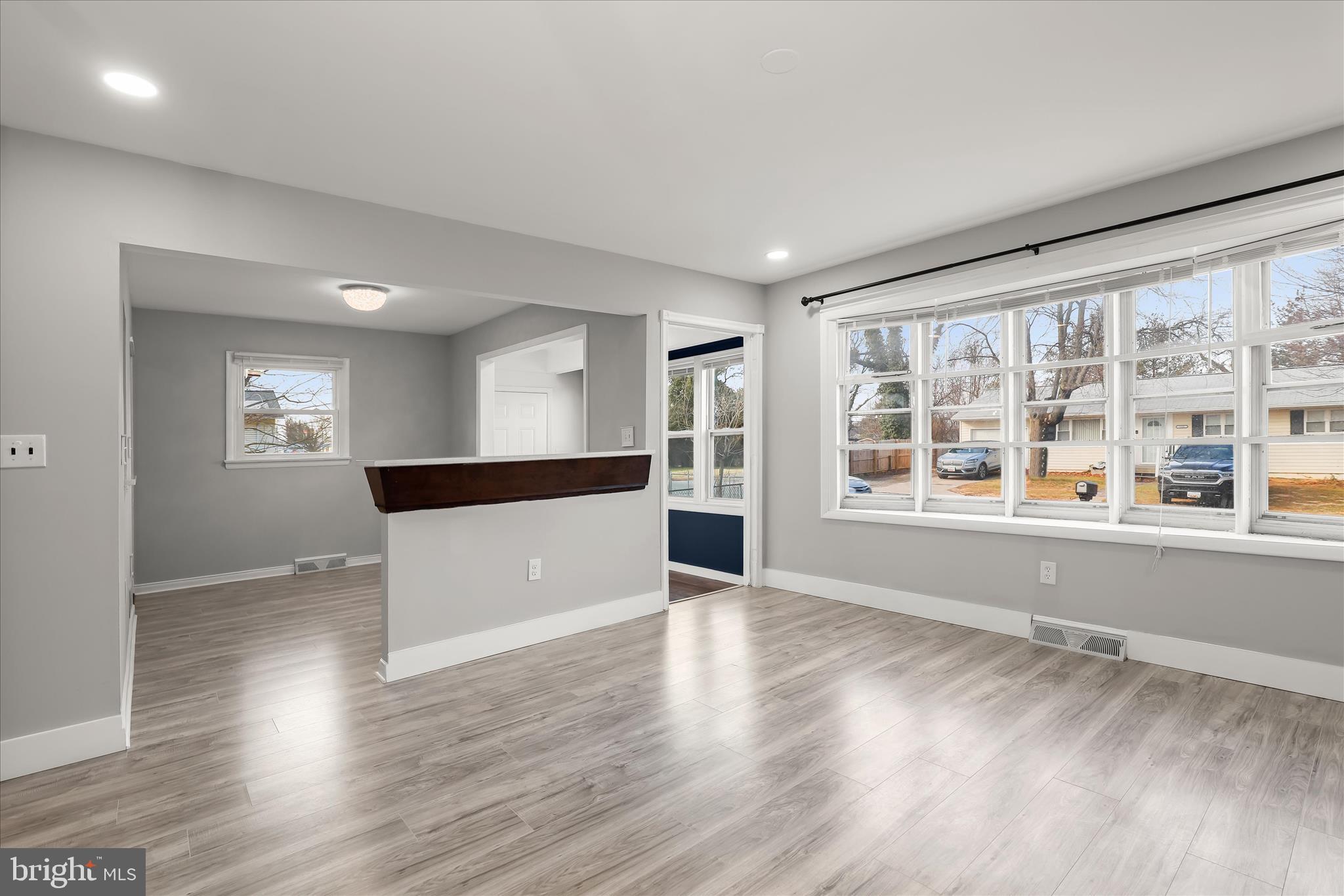 CATONSVILLE PINES - Residential