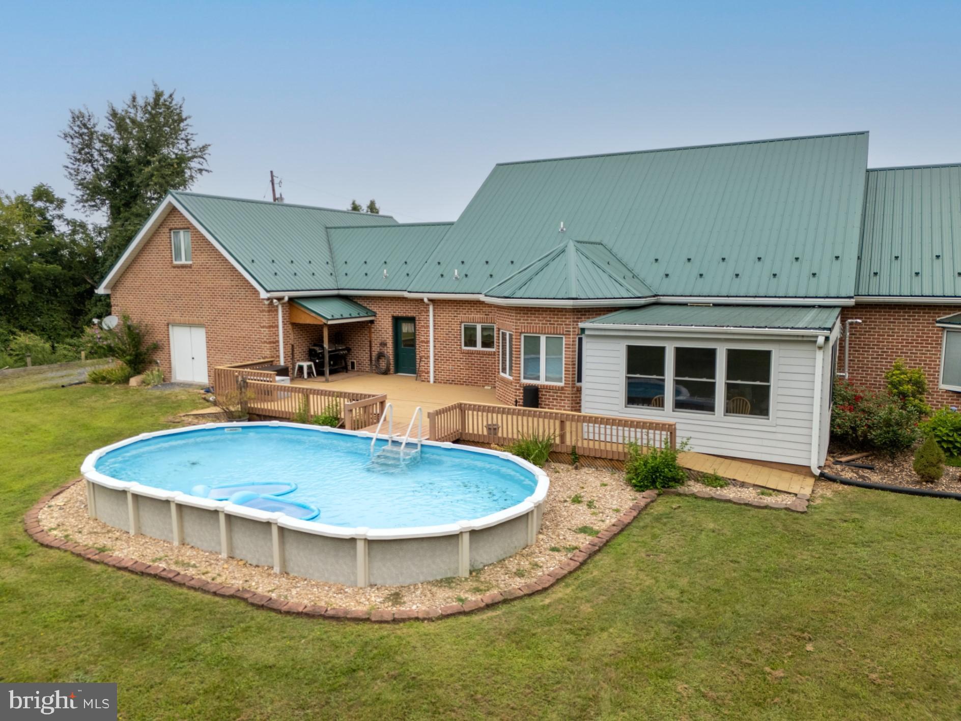 FAYETTEVILLE - Residential