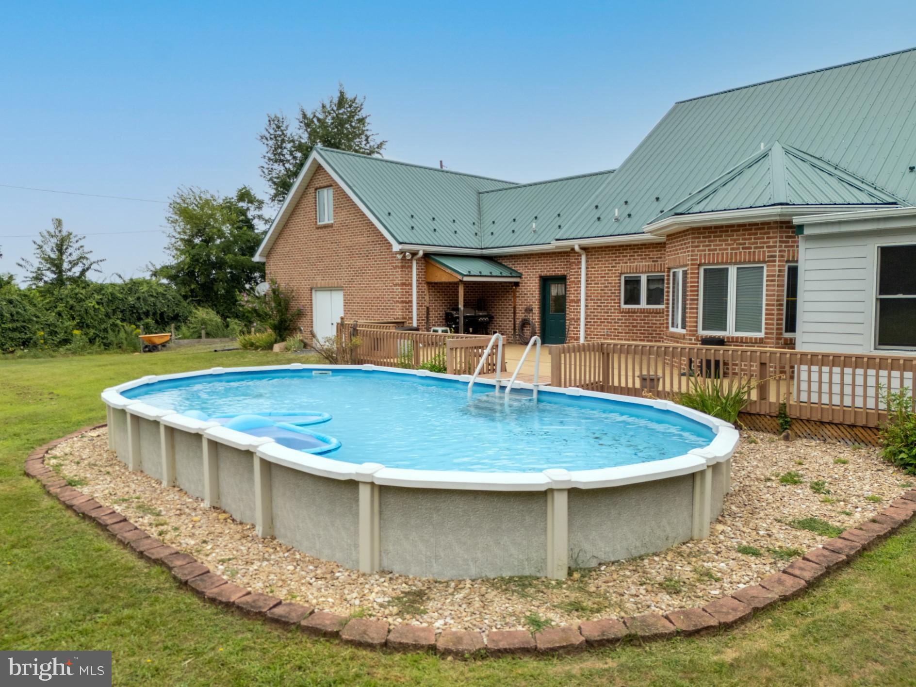 FAYETTEVILLE - Residential