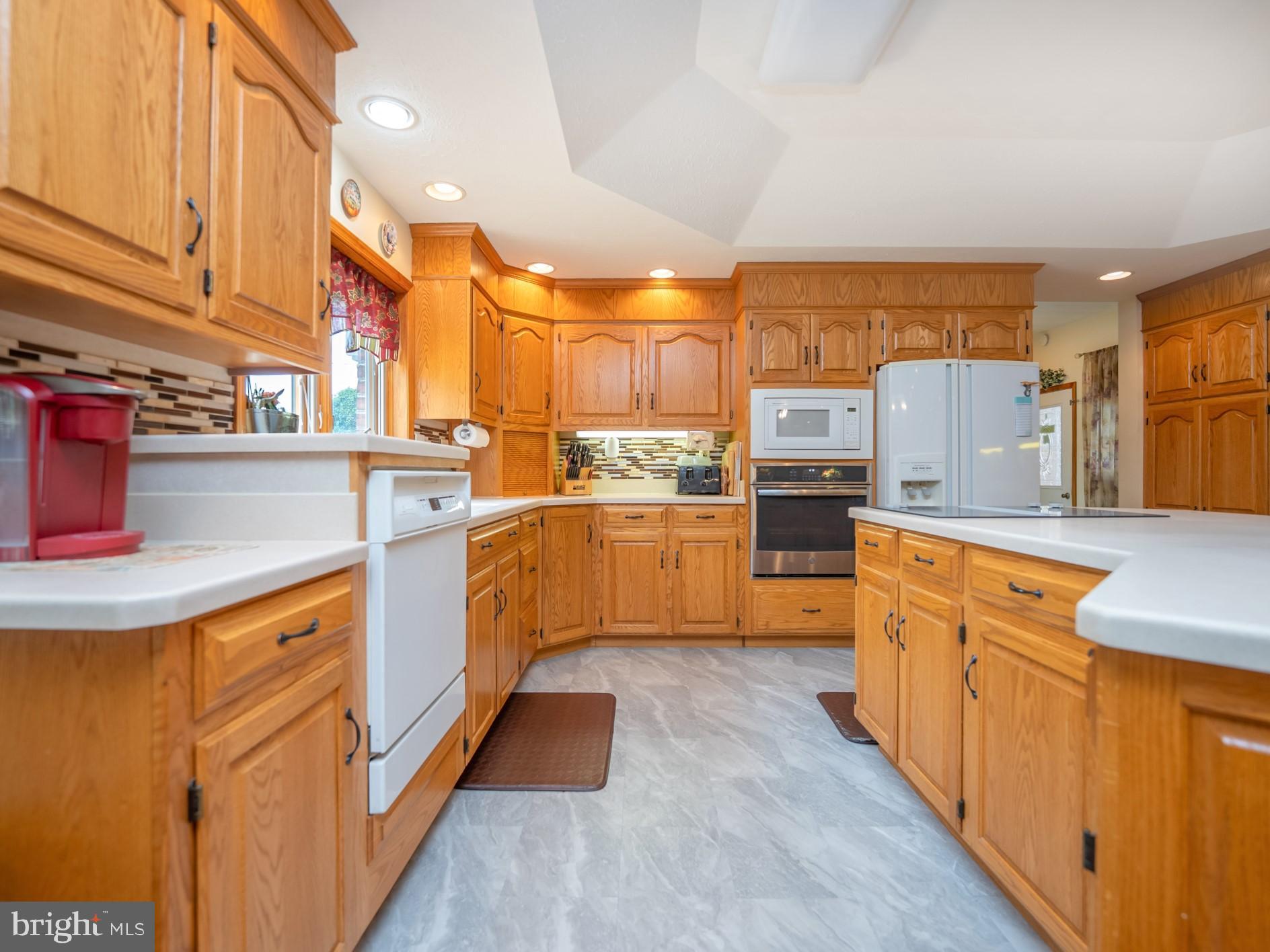 FAYETTEVILLE - Residential