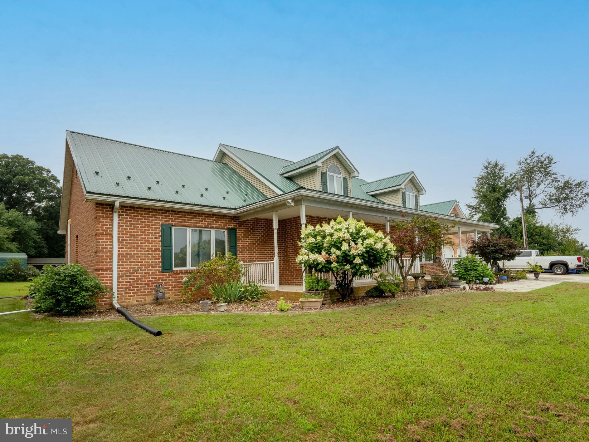 FAYETTEVILLE - Residential