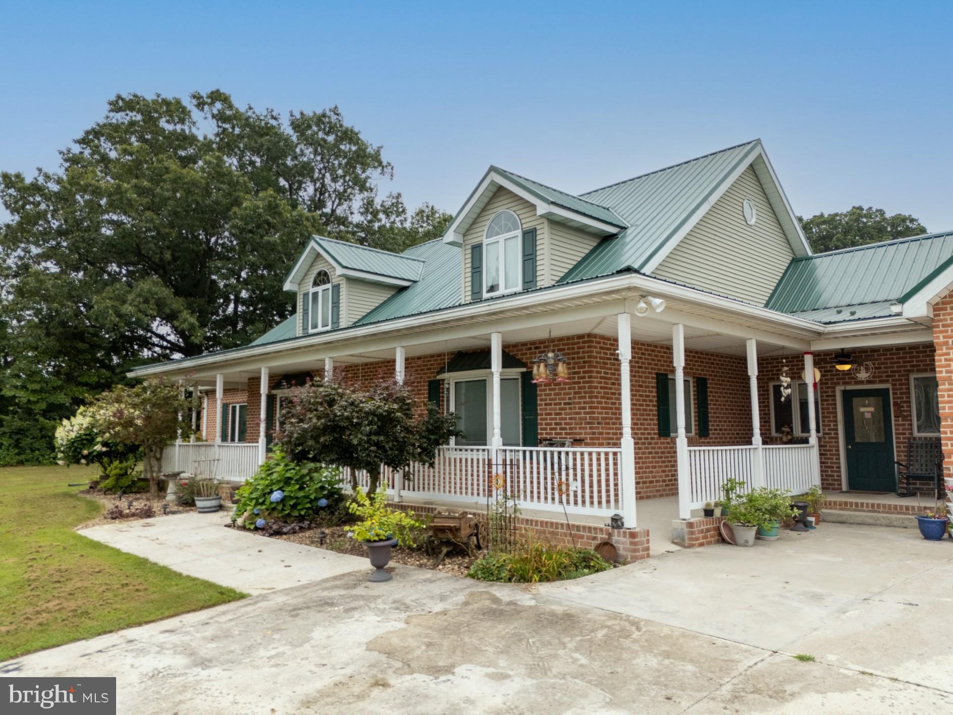 FAYETTEVILLE - Residential